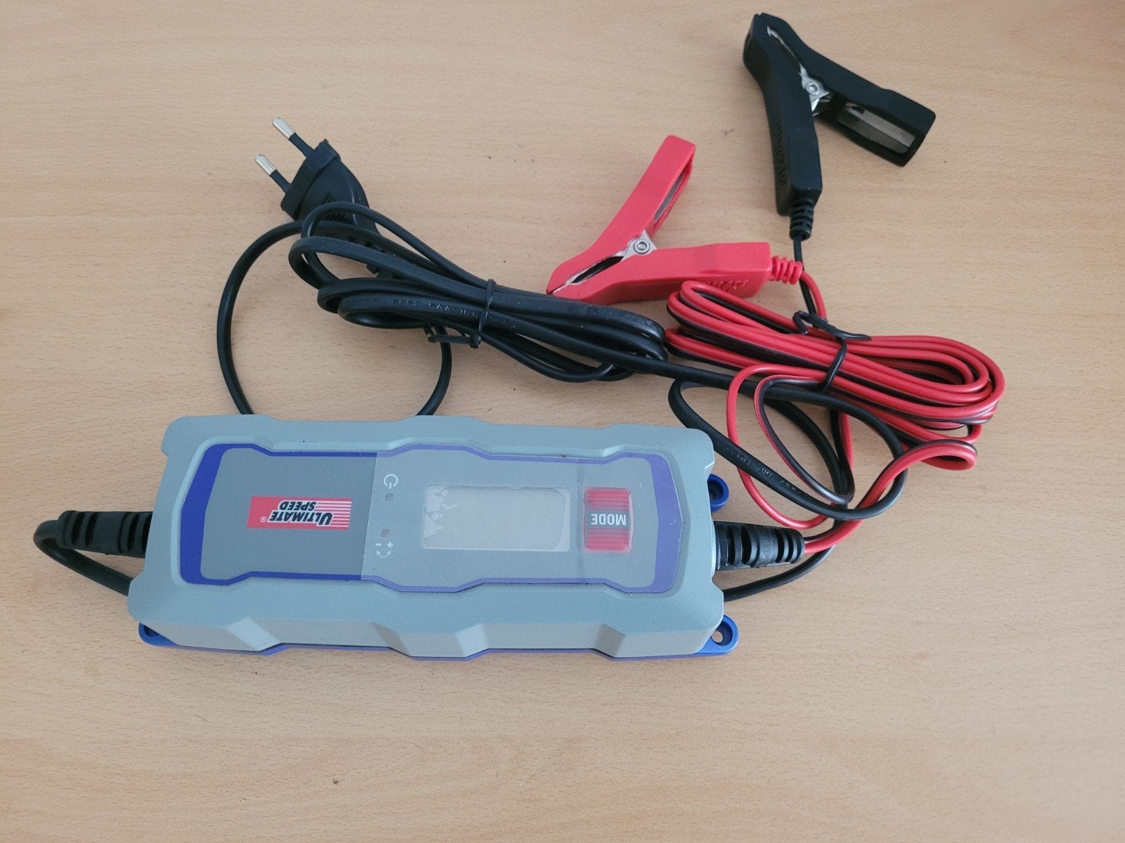 Ultimate speed acculader met krokodillenklemmen, .., .., Gebruikt, Ophalen of Verzenden