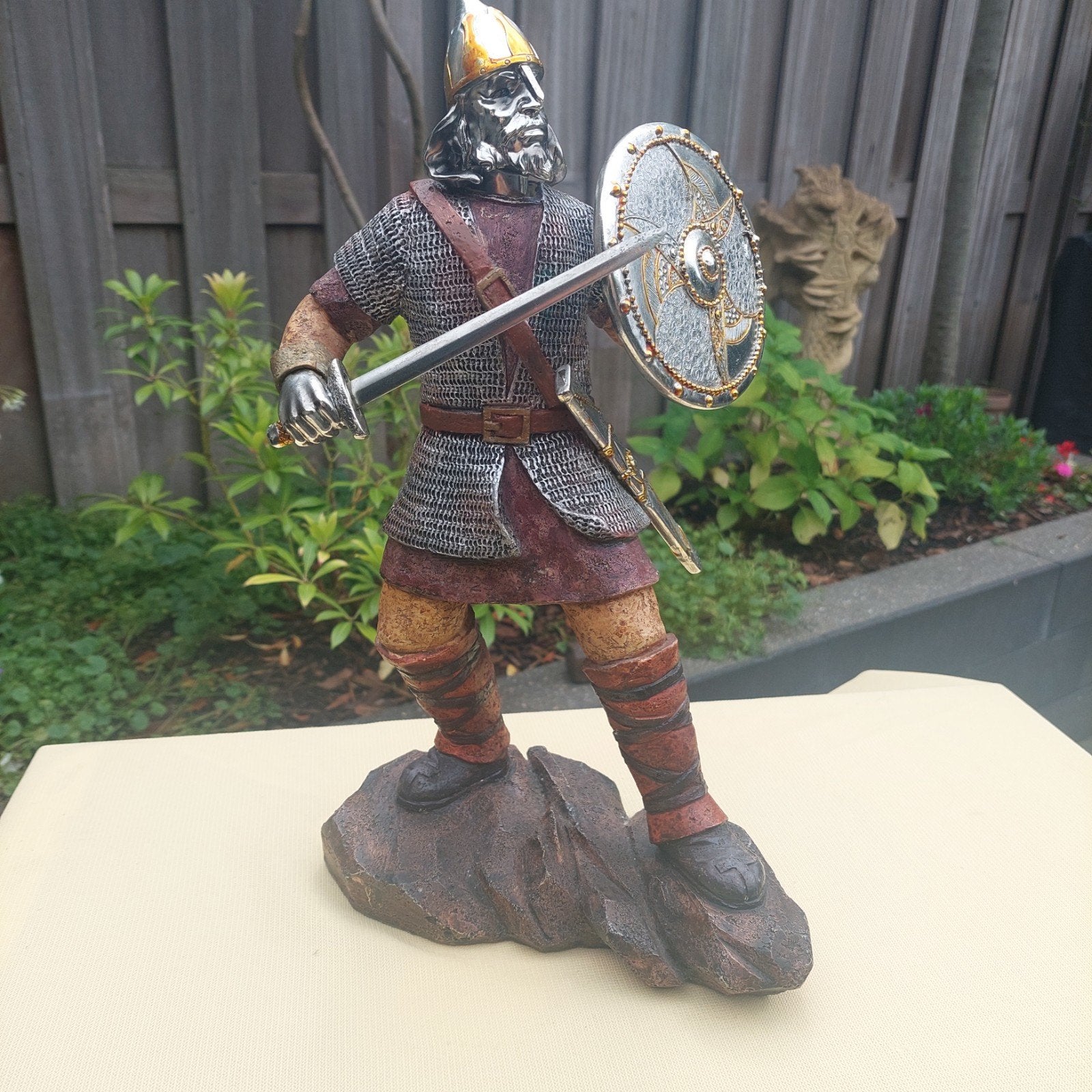 Mooie viking /lord of the rings warrior, Ophalen of Verzenden, Zo goed als nieuw, Beeldje of Buste
