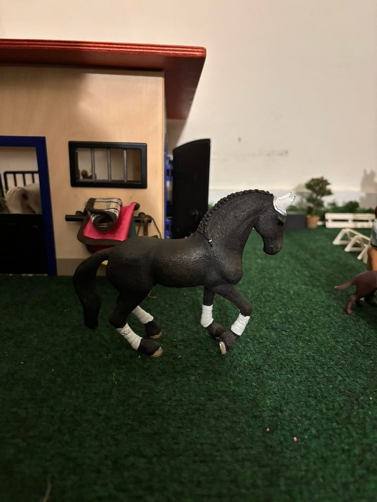 Retired schleich te koop/te ruil!, Ophalen of Verzenden, Zo goed als nieuw, Paard, Beeldje of Figuurtje