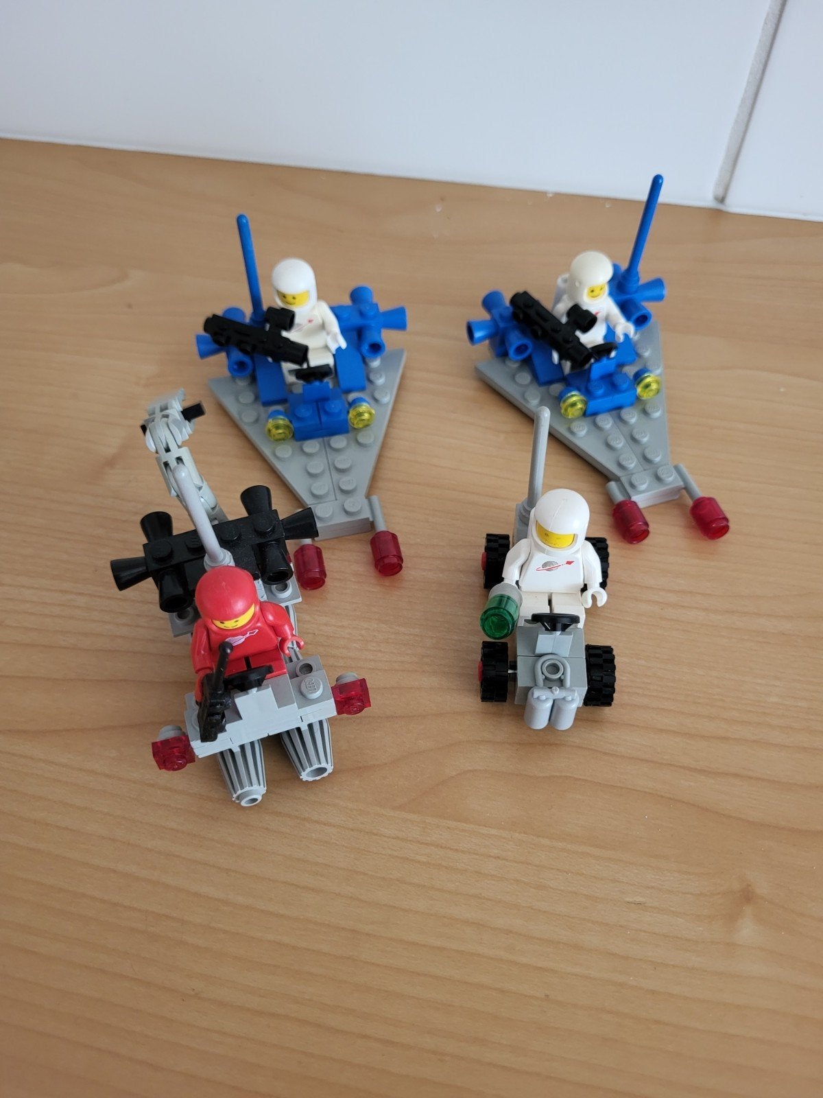 Lego auto's met instructieboekjes - Vintage Space sets, Kinderen en Baby's, Speelgoed | Duplo en Lego, Gebruikt, Lego, Ophalen of Verzenden
