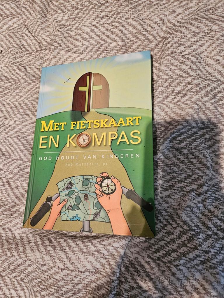 Met Fietskaart en Kompas: God Houdt van Kinderen, Boeken, Ophalen, Nieuw, Rob Mutsaerts, pr, Christendom | Katholiek