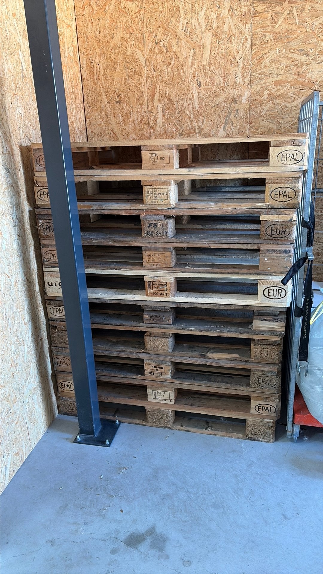 Te koop aangeboden: 9 europallets in één partij, Ophalen, Zo goed als nieuw, 50 mm of meer, Pallet
