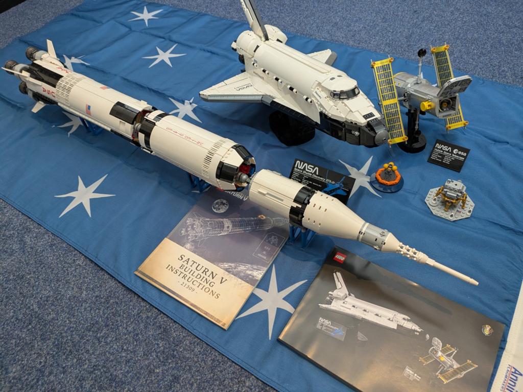 Lego Space Shuttle en Lego Saturn V, Ophalen of Verzenden, Zo goed als nieuw