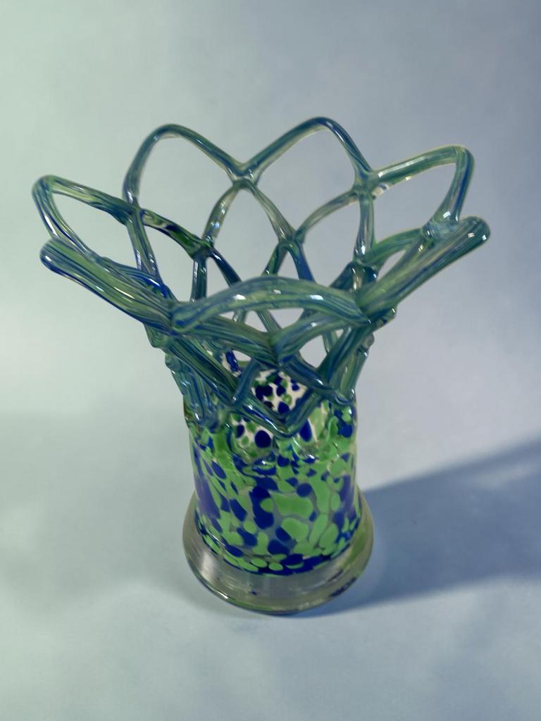 Murano glazen design vaas, 25 cm hoog, in zeer goede staat, Antiek en Kunst, Ophalen