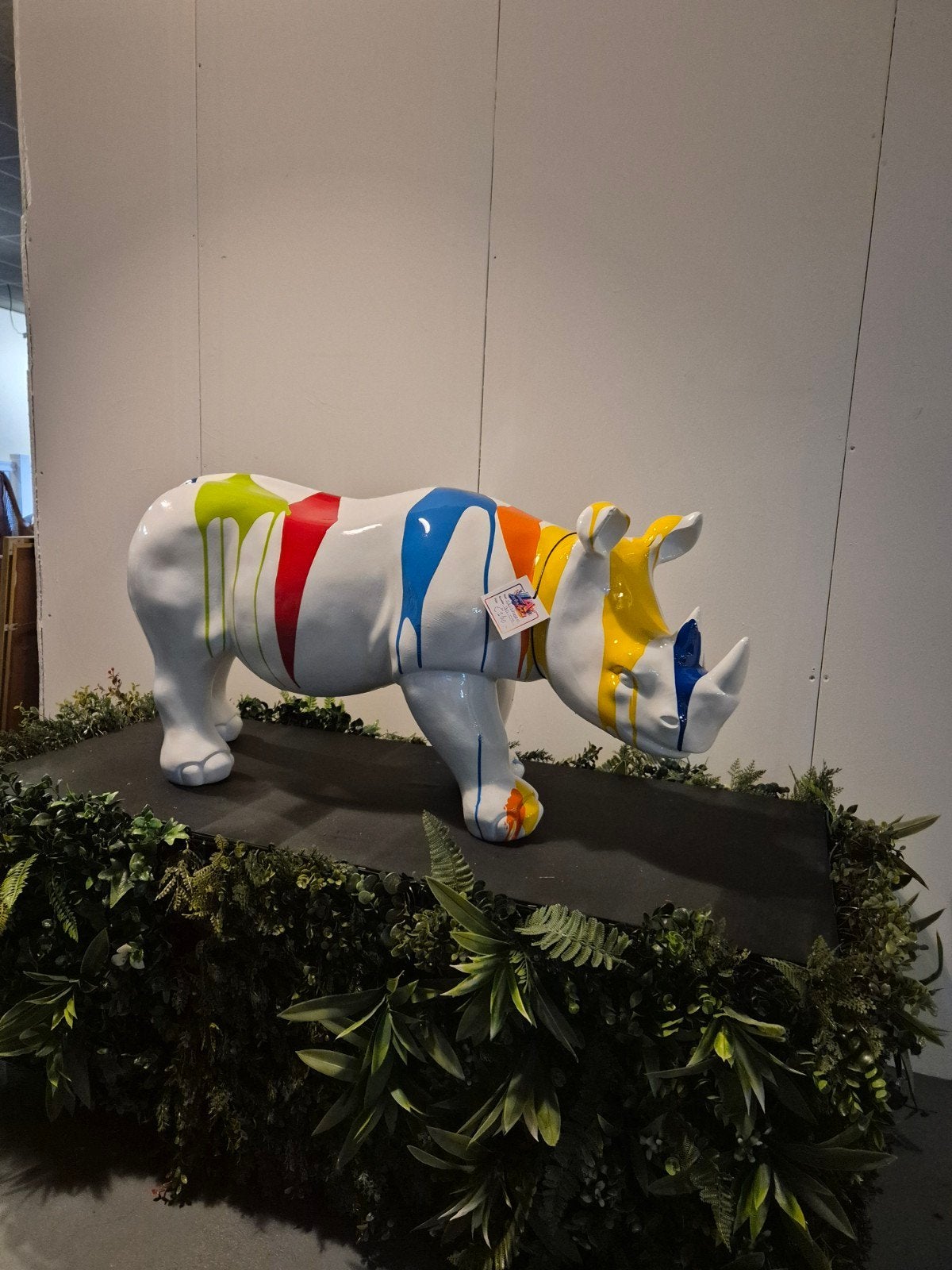 Kleurrijke Neushoorn Beeld - Polyester - 90 cm, Ophalen, Nieuw, Dier