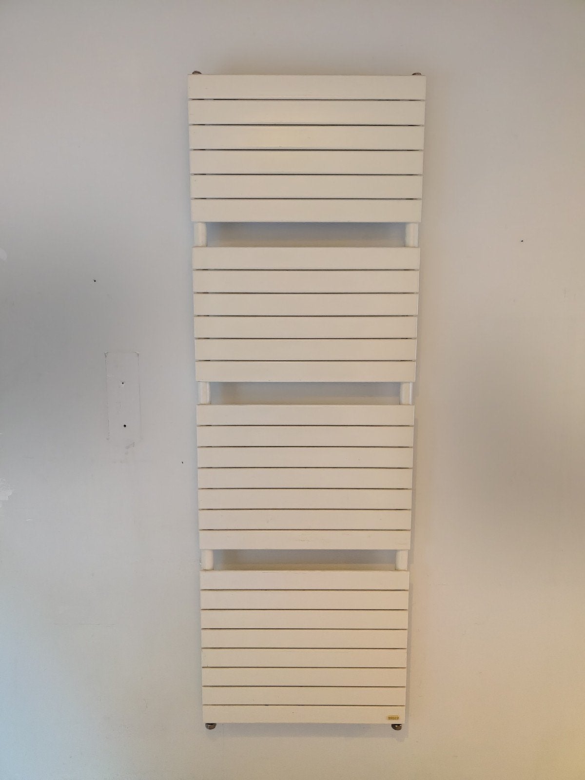 Gratis witte designradiator, Ophalen, 30 tot 80 cm, Gebruikt, Radiator
