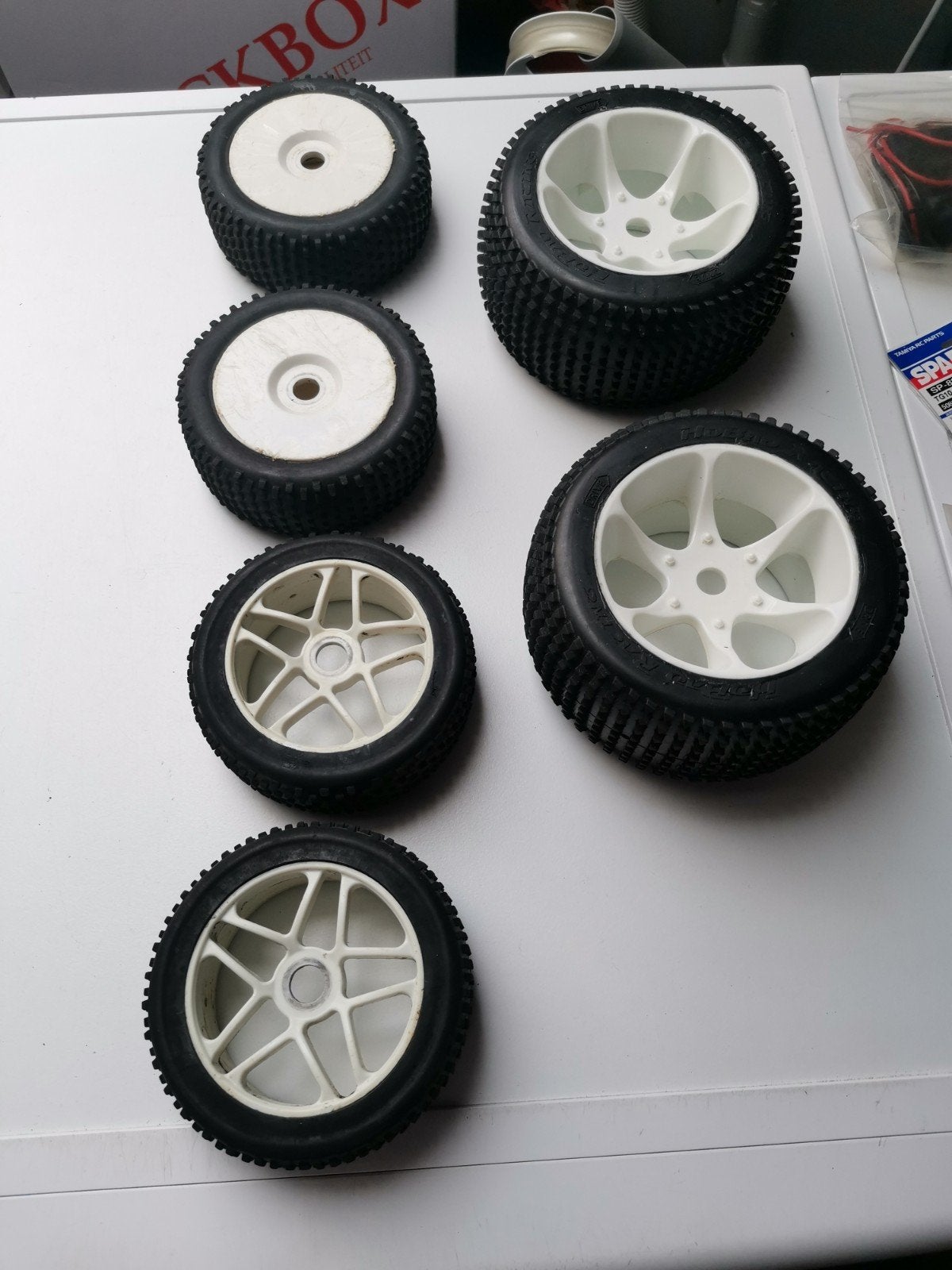 1/8 RC Velgen met Banden - Set van 6, Ophalen of Verzenden, Gebruikt