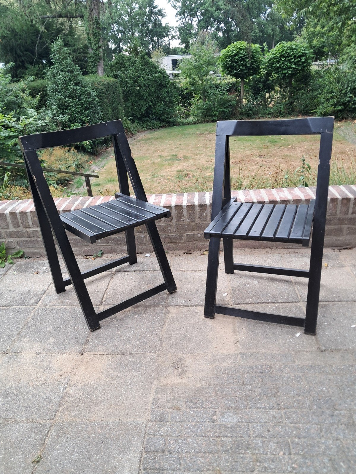 2 Zwarte Houten Klapstoelen - Praktisch & Ruimtebesparend, Ophalen