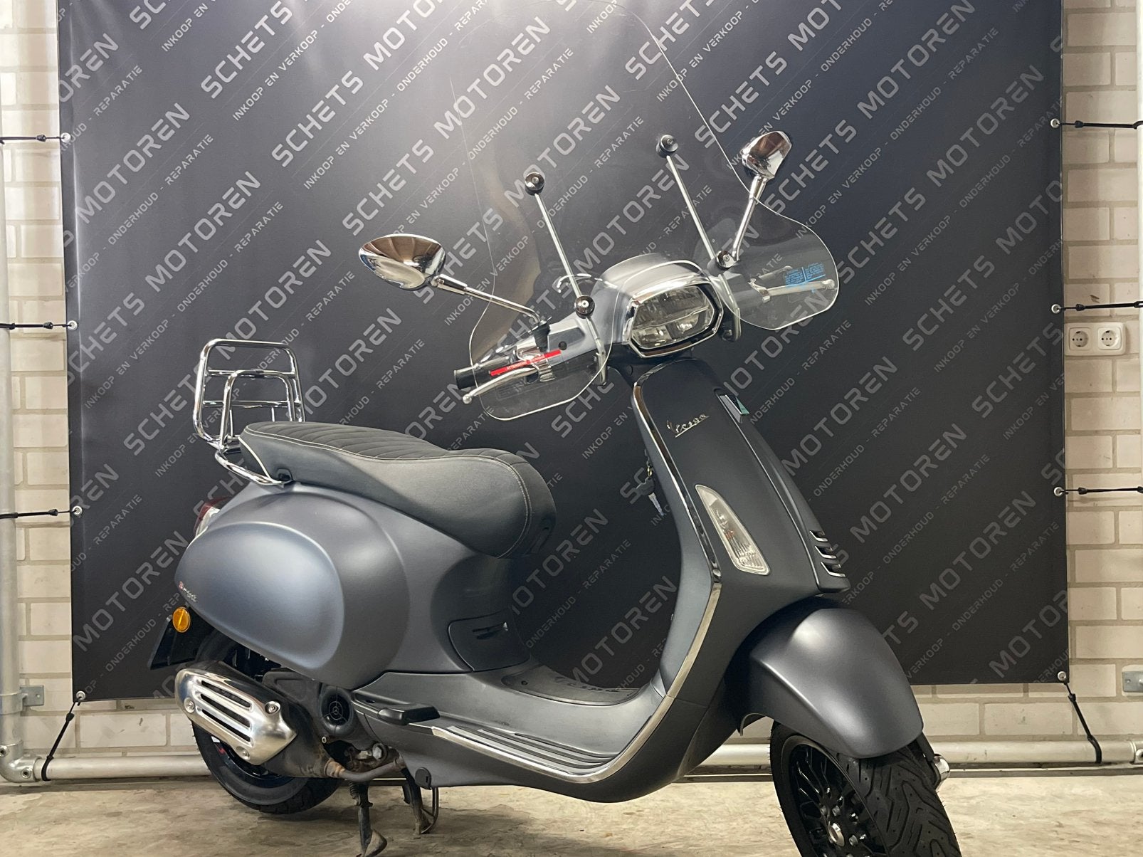 Vespa Sprint E4 2020 (45km) | Garantie | 4.946km | Grigio, Piaggio & C. S.p.A. Viale Marconi, 10/12 56029 Pontedera (Pisa) Italië