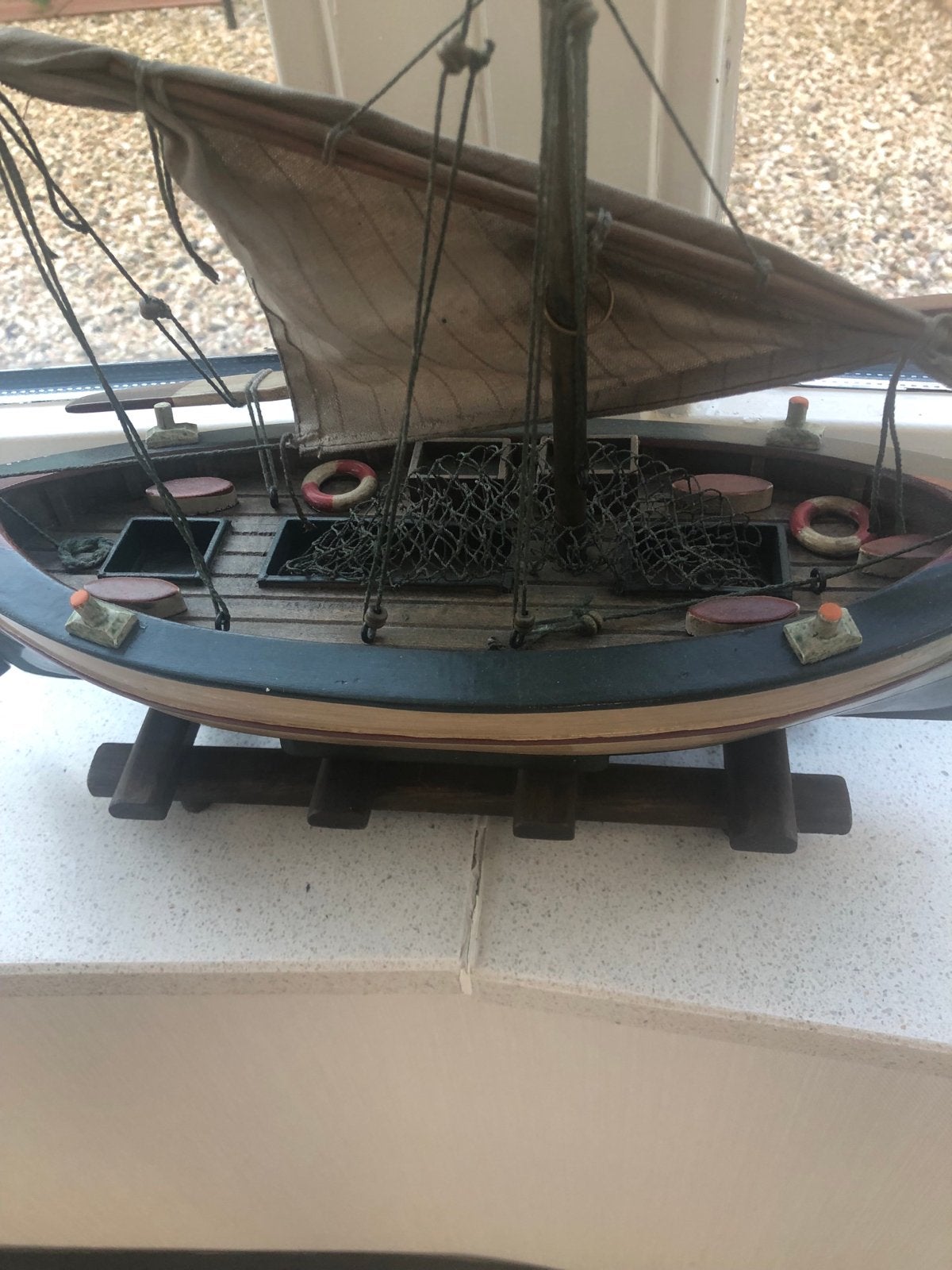 Decoratief houten vissersbootje, Ophalen, Zo goed als nieuw, 1:50 tot 1:200, Overige merken