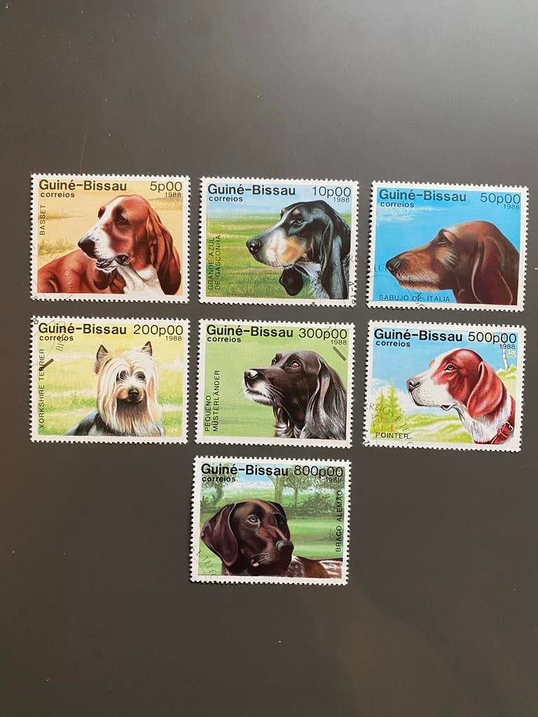 Guinee-Bissau 1988 - 7 gestempelde postzegels met honden, Ophalen of Verzenden, Gestempeld, Dier of Natuur