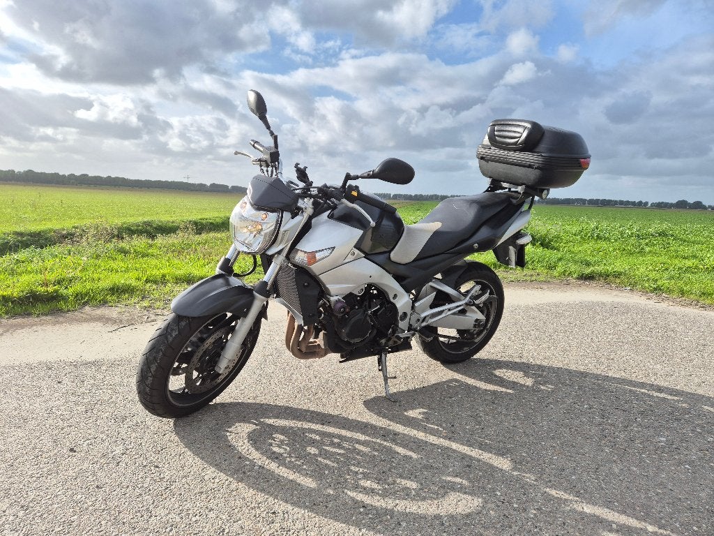 Suzuki GSR 600 inc Topkoffer, 4 cilinders, Motorrijbewijs A, Gebruikt, Particulier