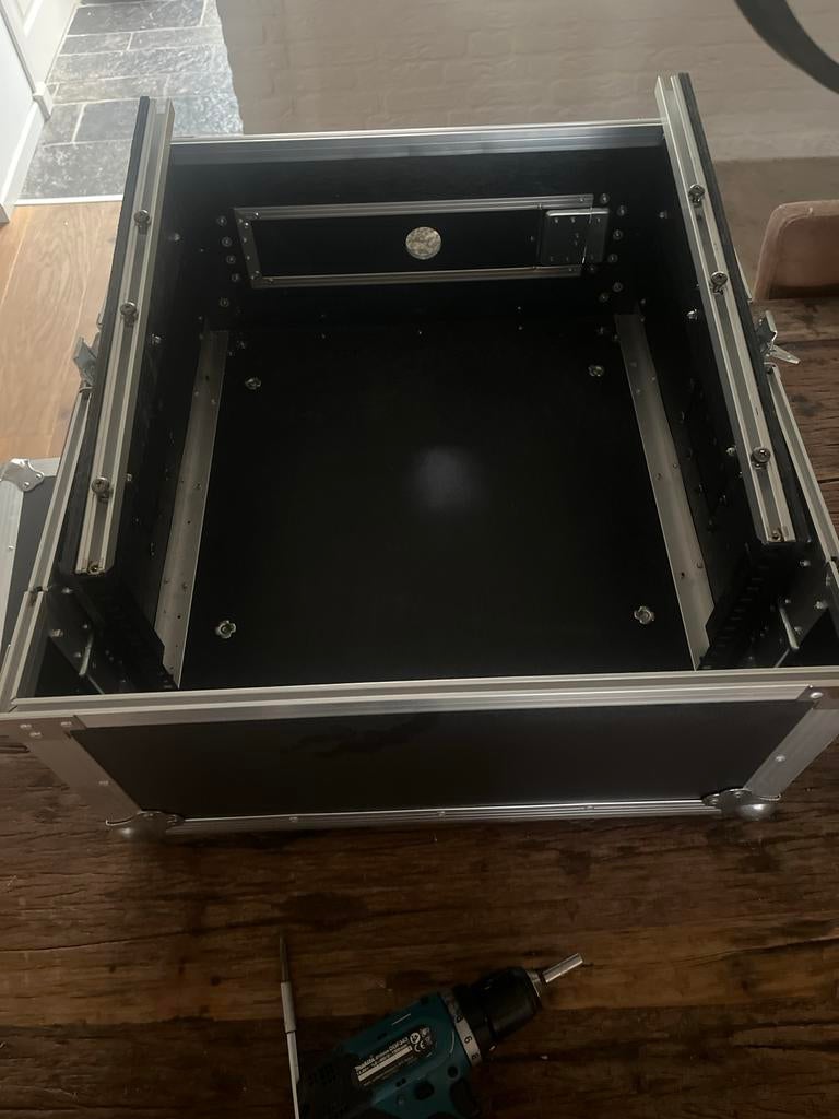 Flightcase 19” voor mengpaneel met extra kabelruimte zgan, Muziek en Instrumenten, Behuizingen en Koffers, Ophalen, Gebruikt, Overige instrumenten
