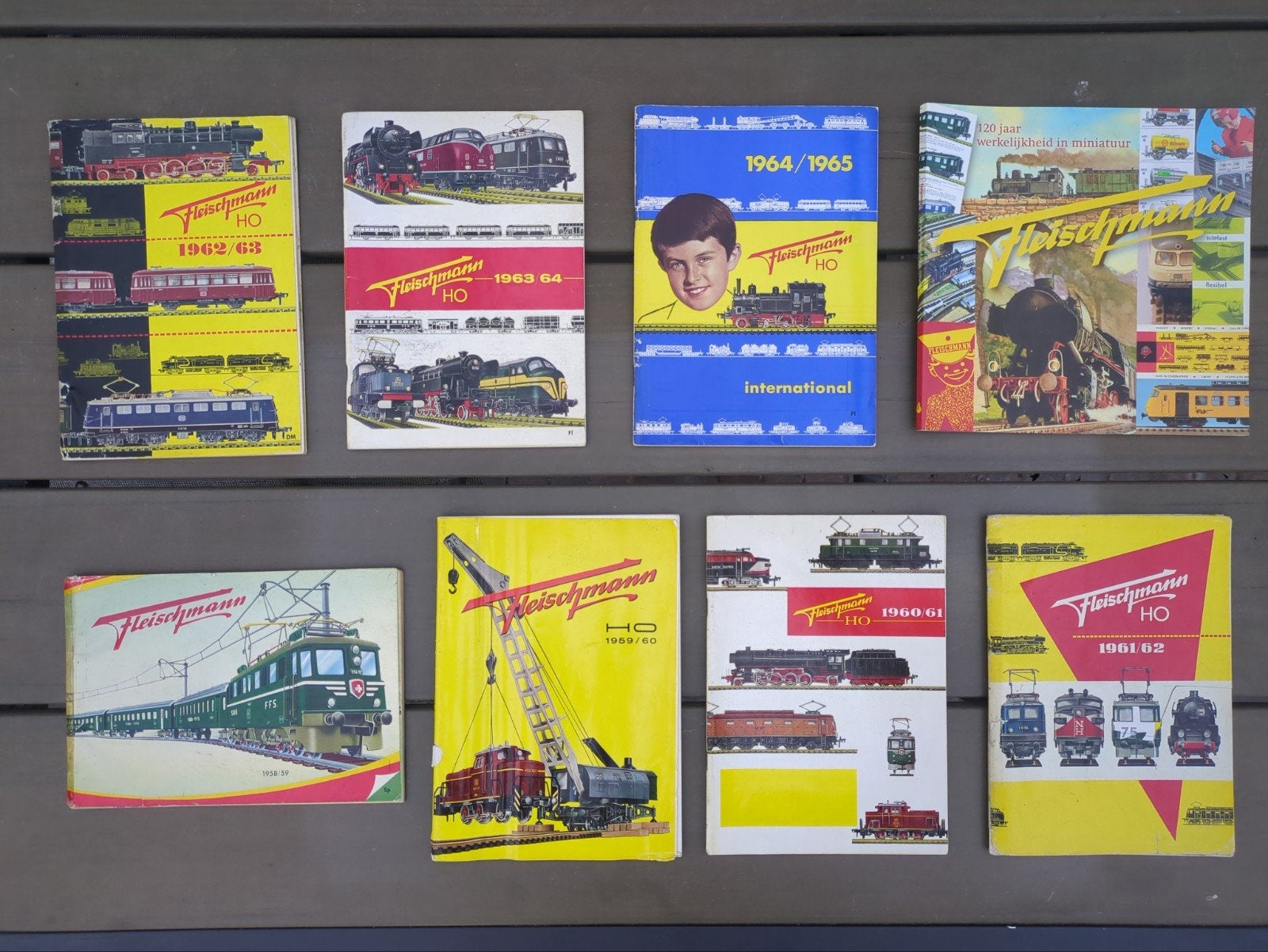 Fleischmann catalogi 1958 tot 1965 + boek, Ophalen of Verzenden