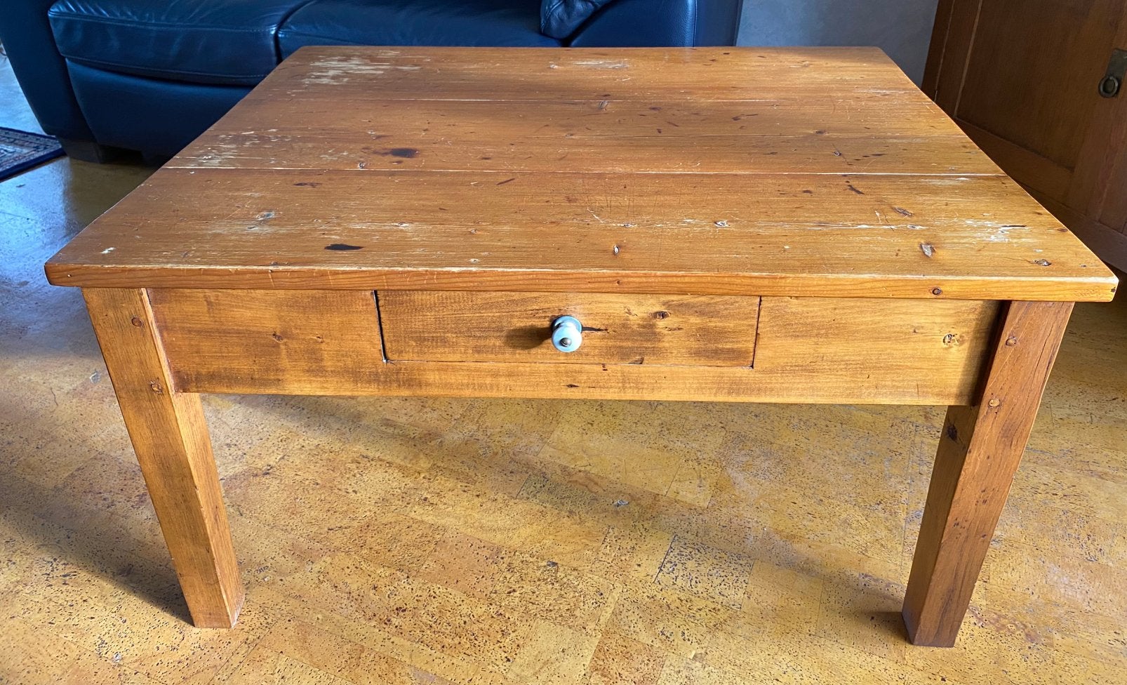 Antieke (salon)tafel, Ophalen
