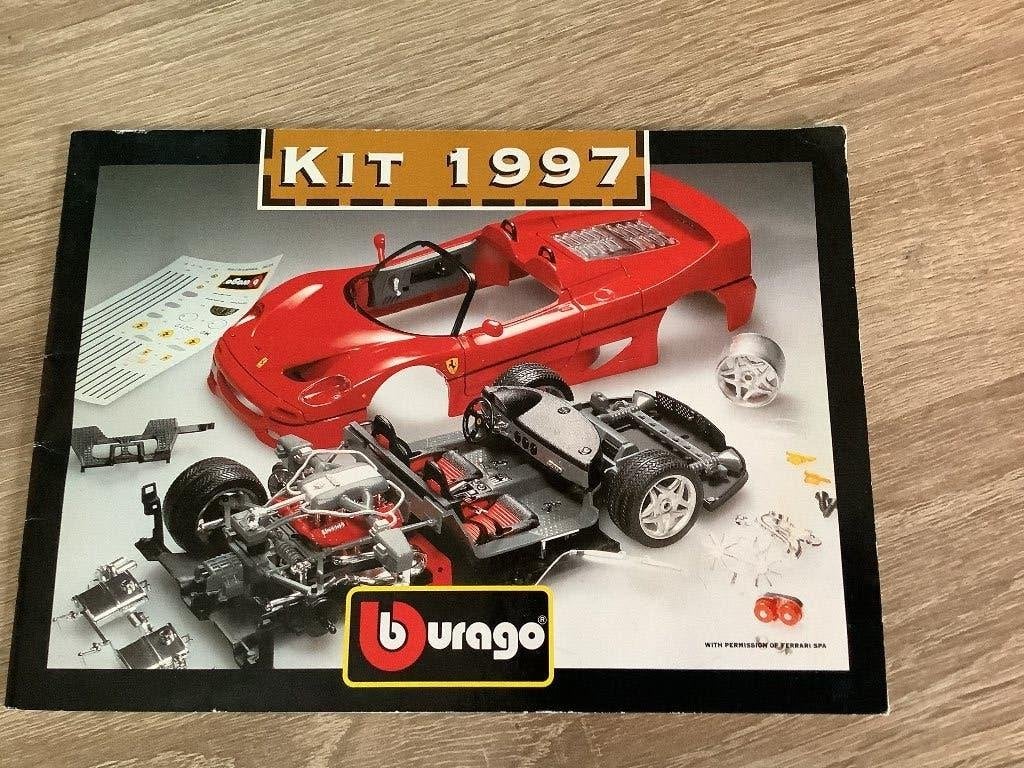 Burago Kit 1997  catalogus   bieden, Ophalen of Verzenden, Zo goed als nieuw, Auto