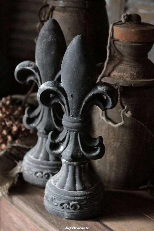 Stenen ornament fleur de lis zwart, Www.jufbrocante.nl, Www.jufbrocante.nl, Nieuw, Ophalen of Verzenden
