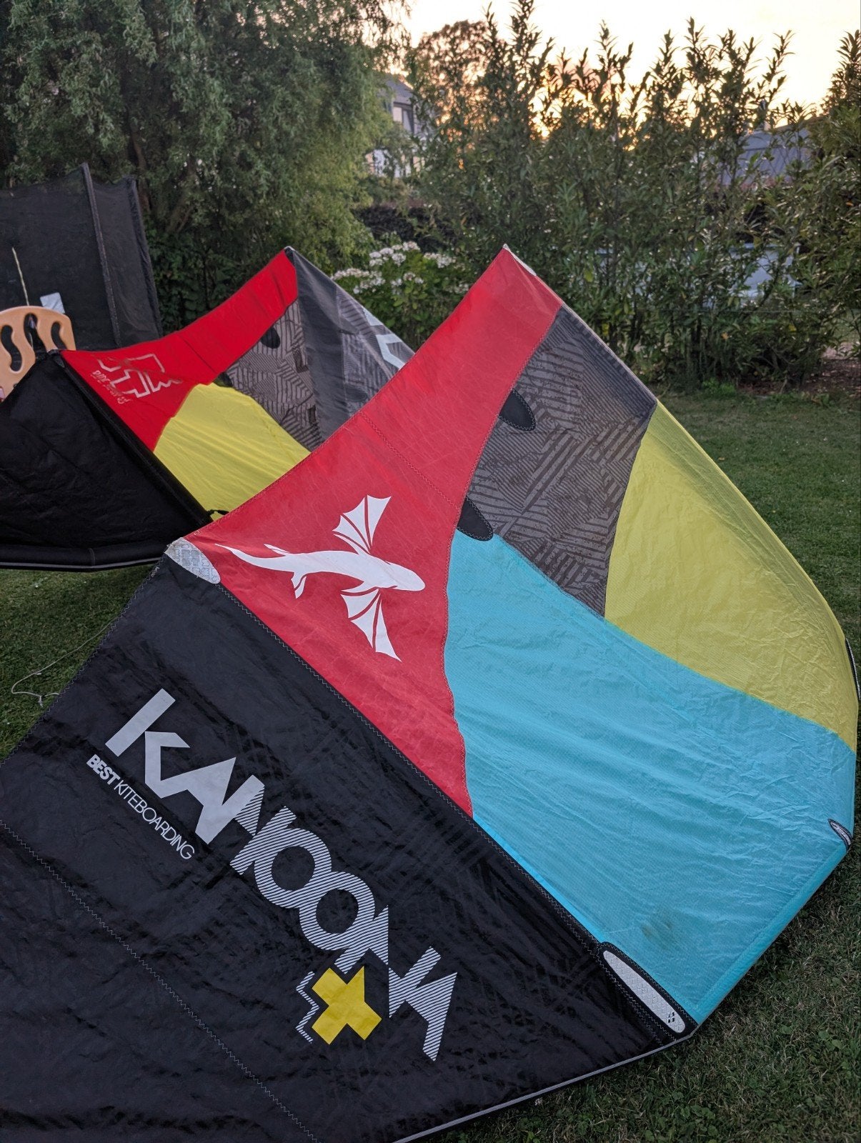 Best Kahoona V5 9.5m² Kite only, Watersport en Boten, Kitesurfen, Gebruikt, 9 m², Geen board, Ophalen of Verzenden