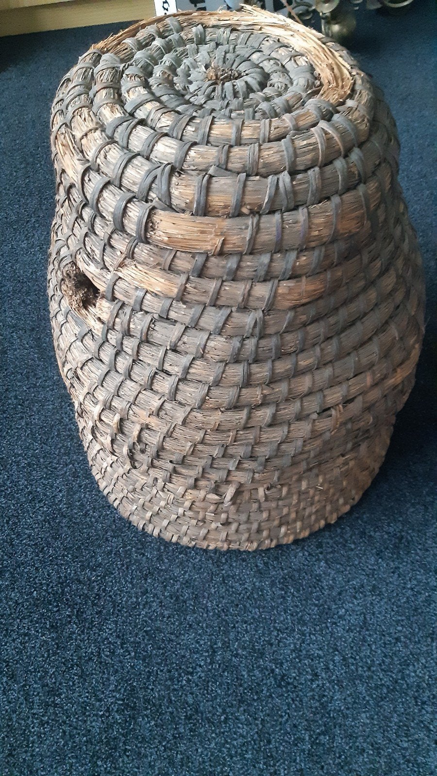 Antieke bijenkorf van gevlochten stro, Antiek en Kunst, Ophalen