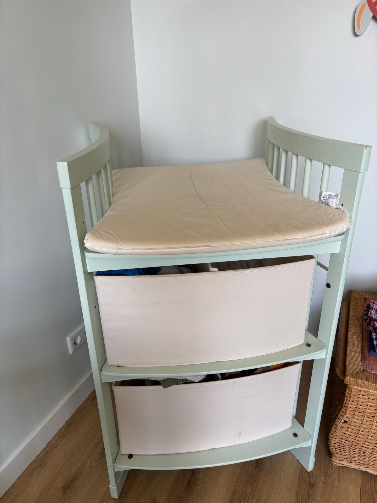 Stokke Commode met hoes en handige opbergbakjes, Ophalen, Gebruikt, 50 tot 70 cm, 75 tot 100 cm