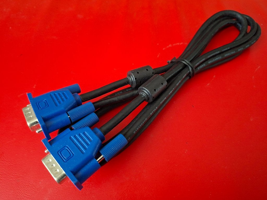 VGA kabel, Ophalen of Verzenden, Zo goed als nieuw