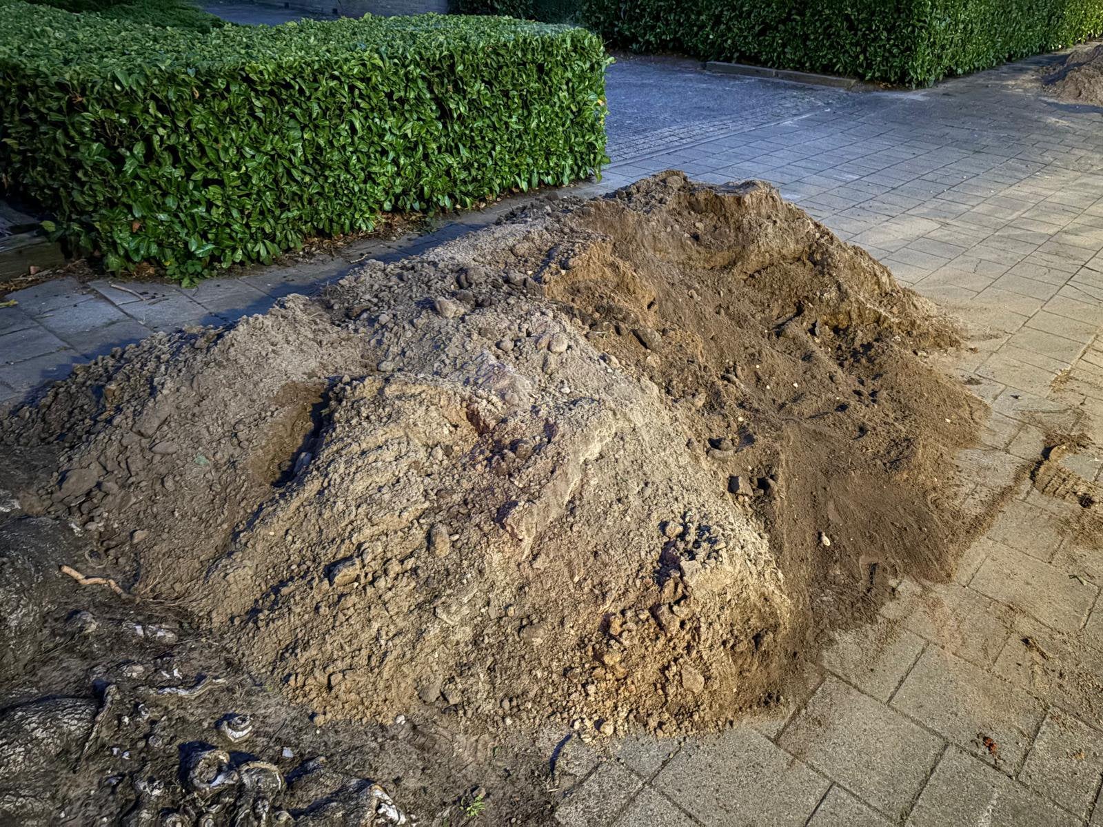 GRATIS - heel veel zwart zand - GRATIS, Ophalen, Tuinaarde