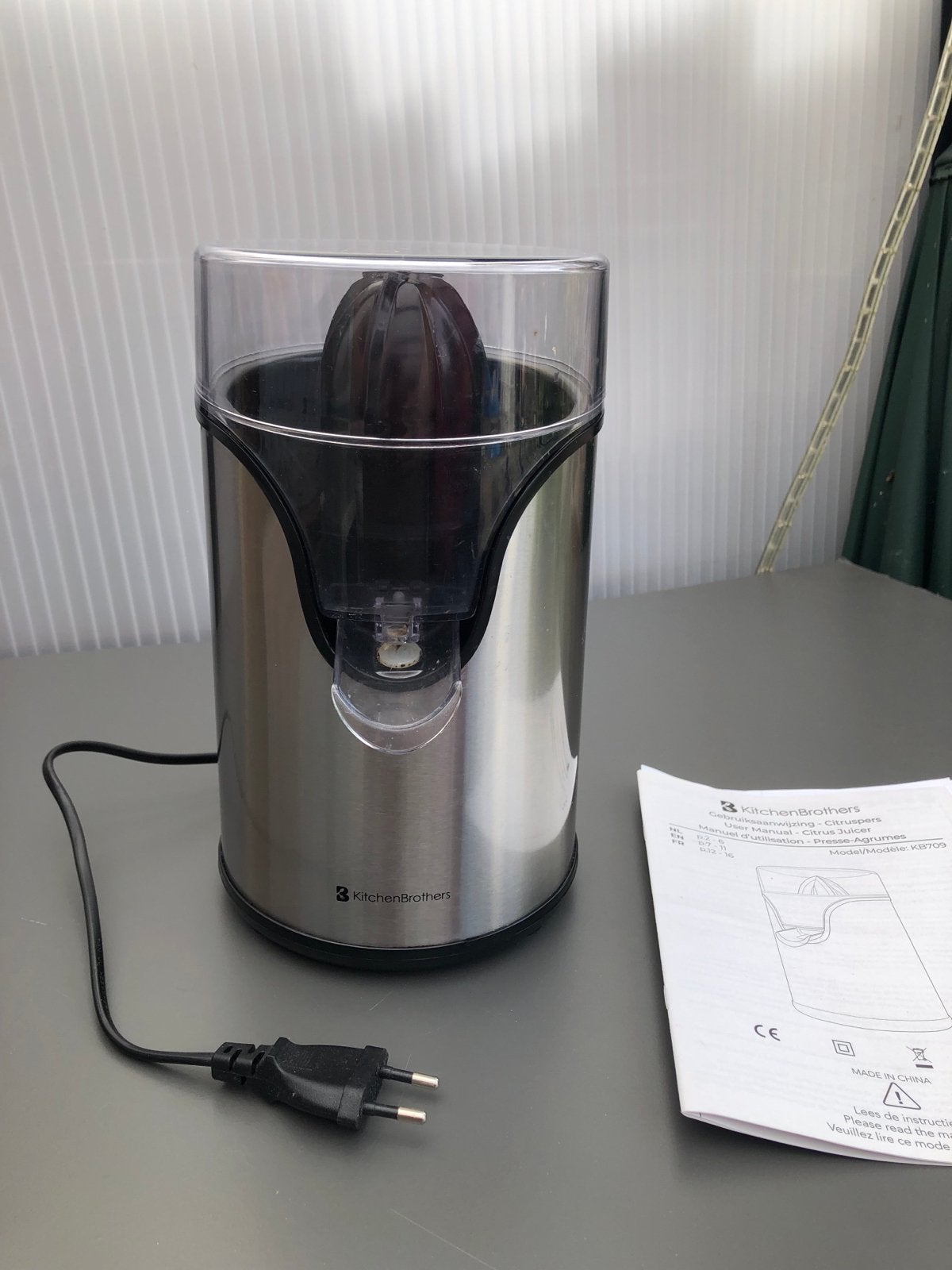 KitchenBrothers Citruspers - Sinaasappelpers  KB709, Ophalen of Verzenden, Zo goed als nieuw