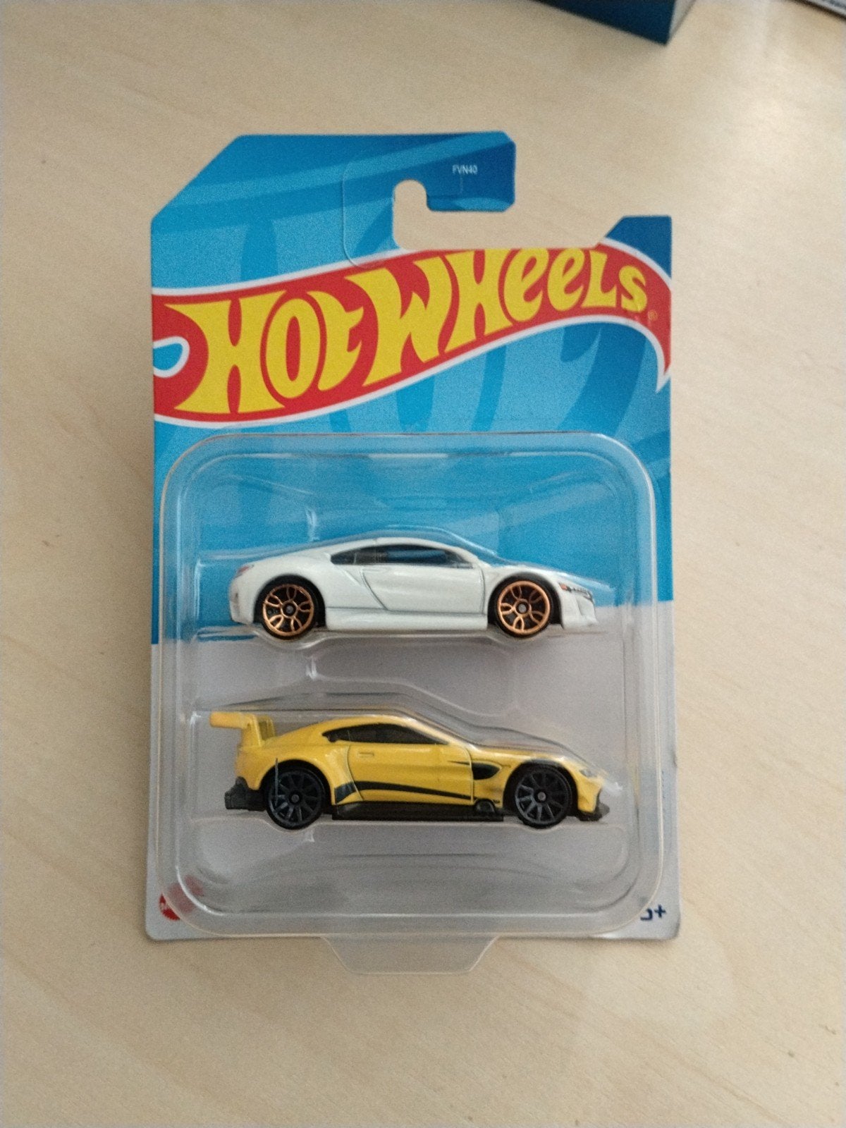 Hotwheels 2-pack Acura en Aston Martin hot wheels, Ophalen of Verzenden, Nieuw, Auto