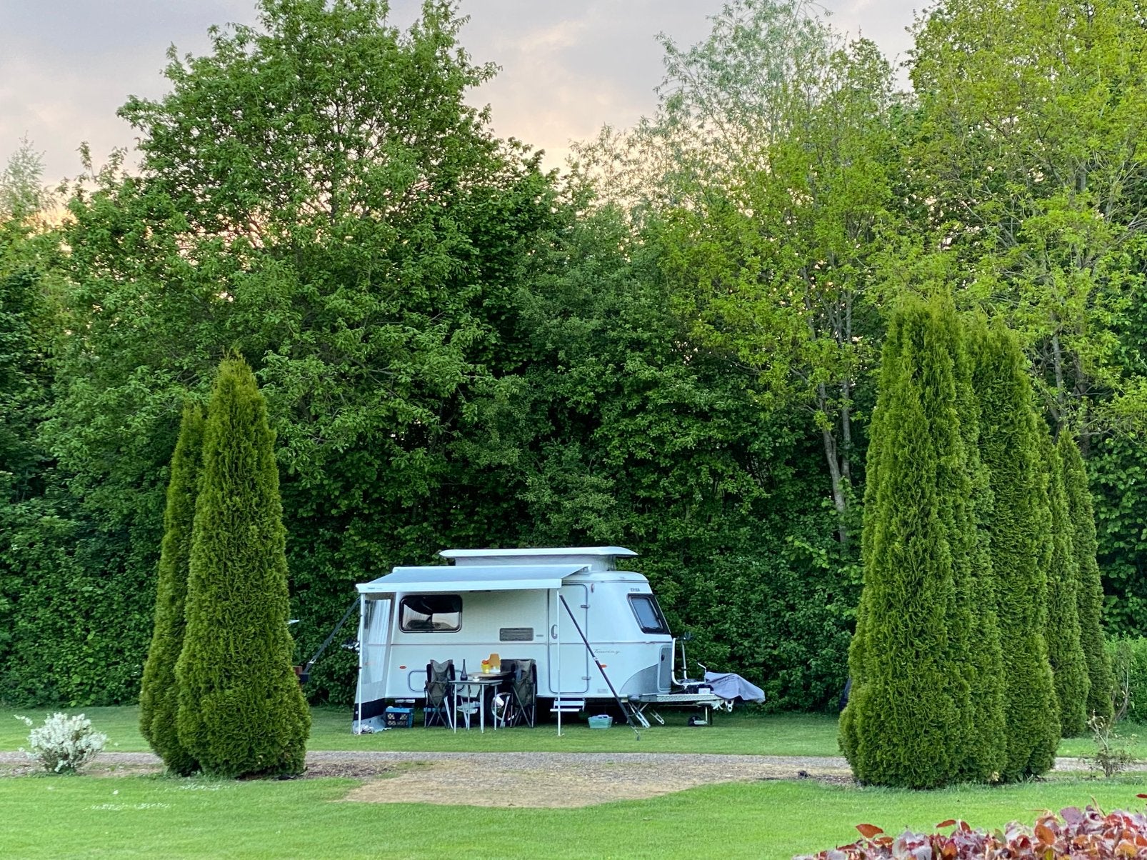 Prachtige complete Eriba 420 touring, Standaardzit, 2 aparte bedden, Tot en met 2, 750 - 1000 kg