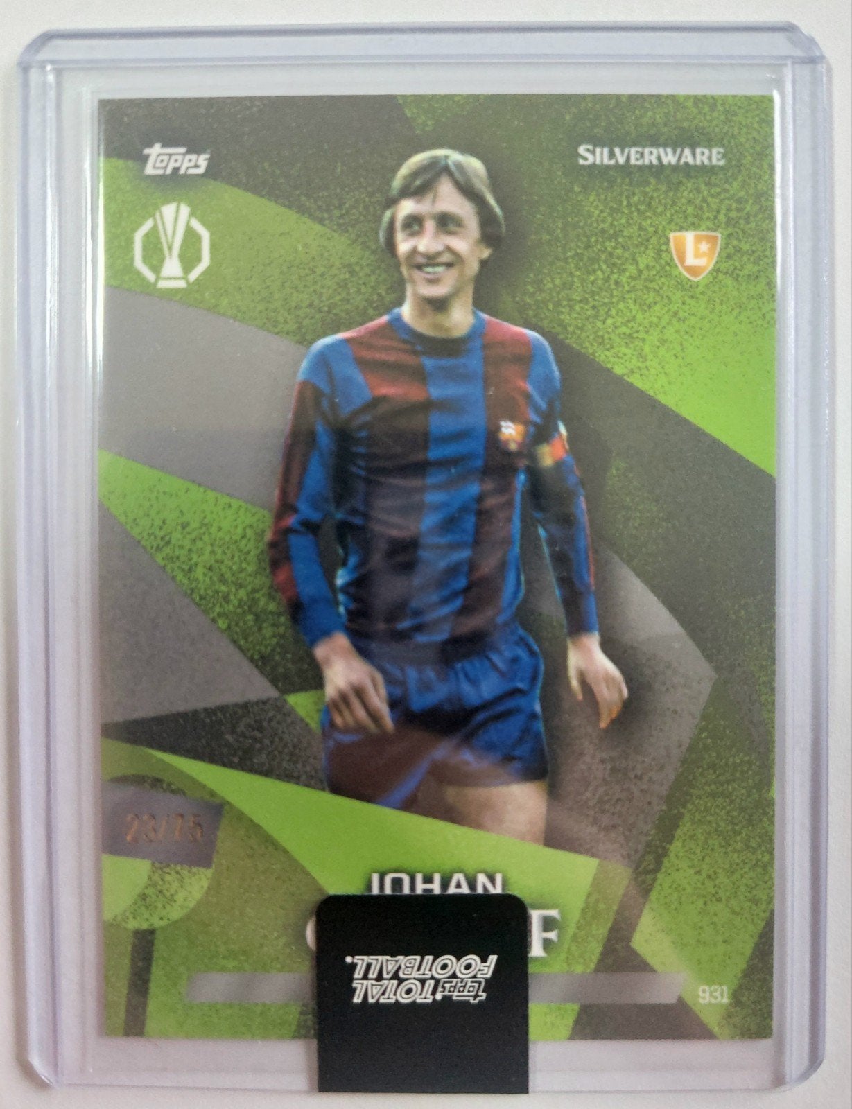 Johan Cruyff Topps Total Football 23/75 Barcelona, Verzamelen, Ophalen of Verzenden, Zo goed als nieuw, Buitenlandse clubs, Spelerskaart