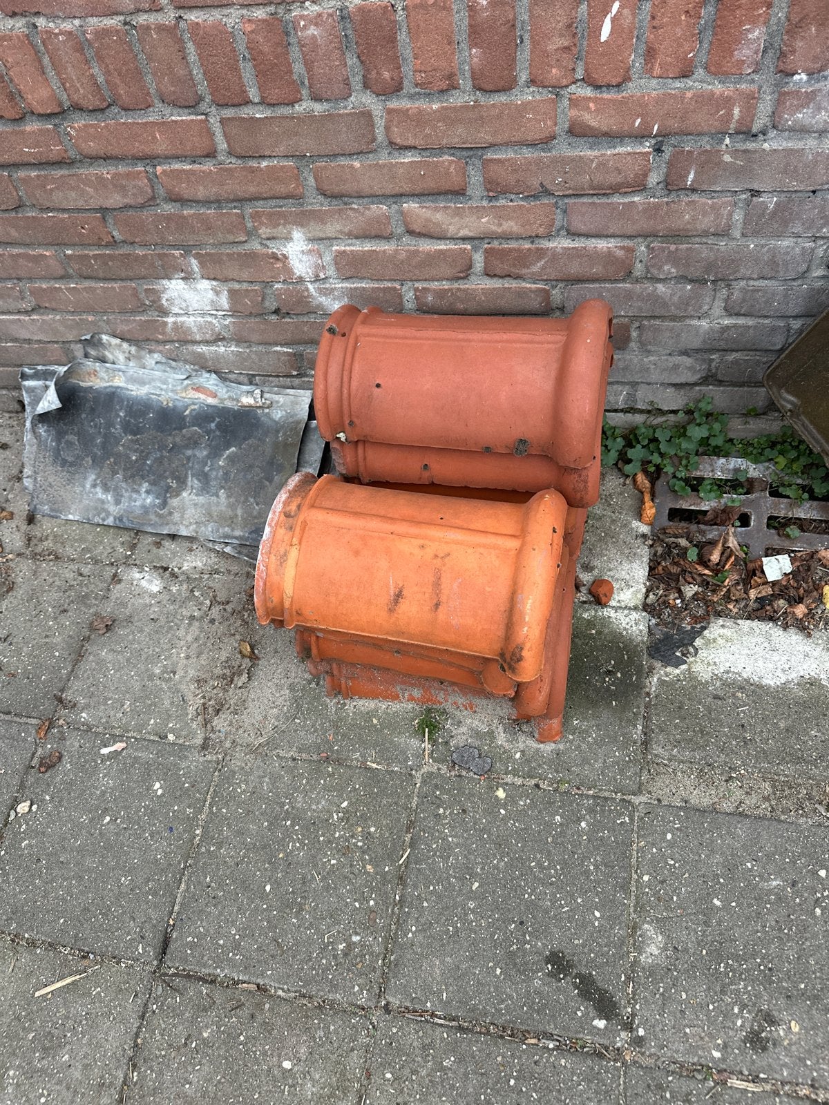 Nokpannen - Gebruikte dakpannen voor nok, Gebruikt, Steen of Klei, Ophalen of Verzenden, Minder dan 5 m²