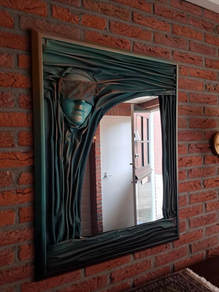Wandspiegel met gezicht, Ophalen of Verzenden, Rechthoekig, Minder dan 50 cm, Minder dan 100 cm