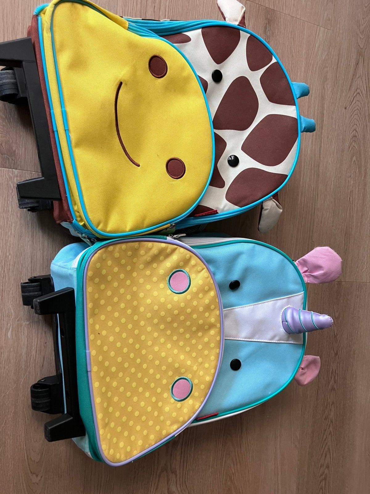 2 leuke kinderkoffers zoo giraffe nijlpaard eenhoorn, Wieltjes, Hard kunststof, Ophalen of Verzenden, Zo goed als nieuw