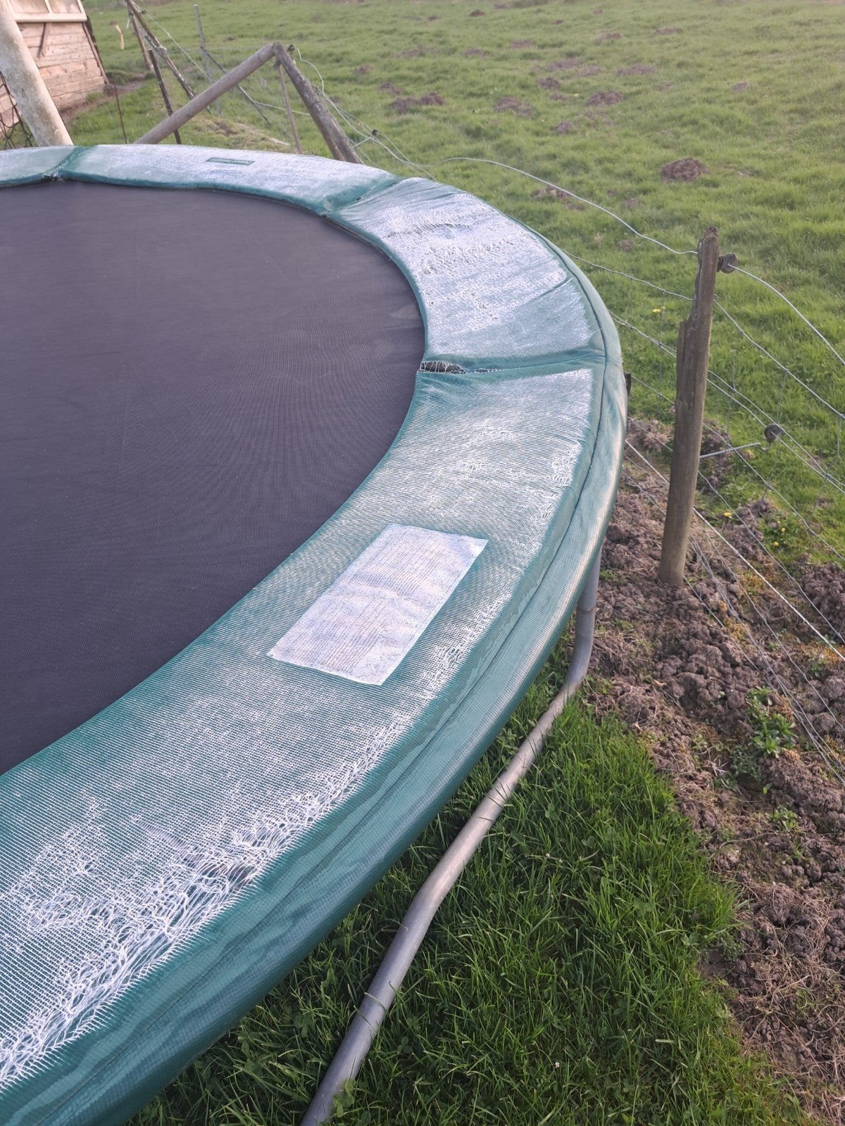Trampoline - Opknapper, Kinderen en Baby's, Speelgoed | Buiten | Trampolines, Ophalen