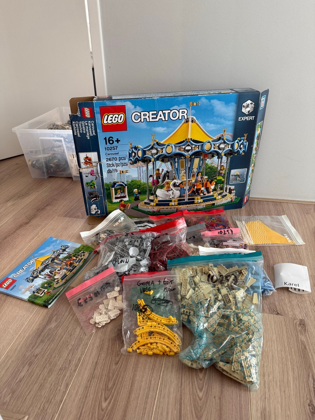 LEGO Creator Expert 10257 Carrousel - Als nieuw met doos, Ophalen of Verzenden, Zo goed als nieuw