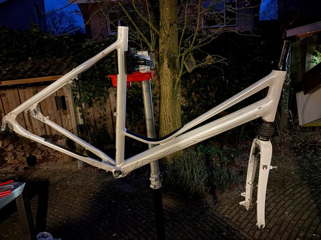 Bijna gratis fietsonderdelen - frames - groepset - voorvork, Fietsen en Brommers, Gebruikt, Overige typen, Aluminium, Ophalen