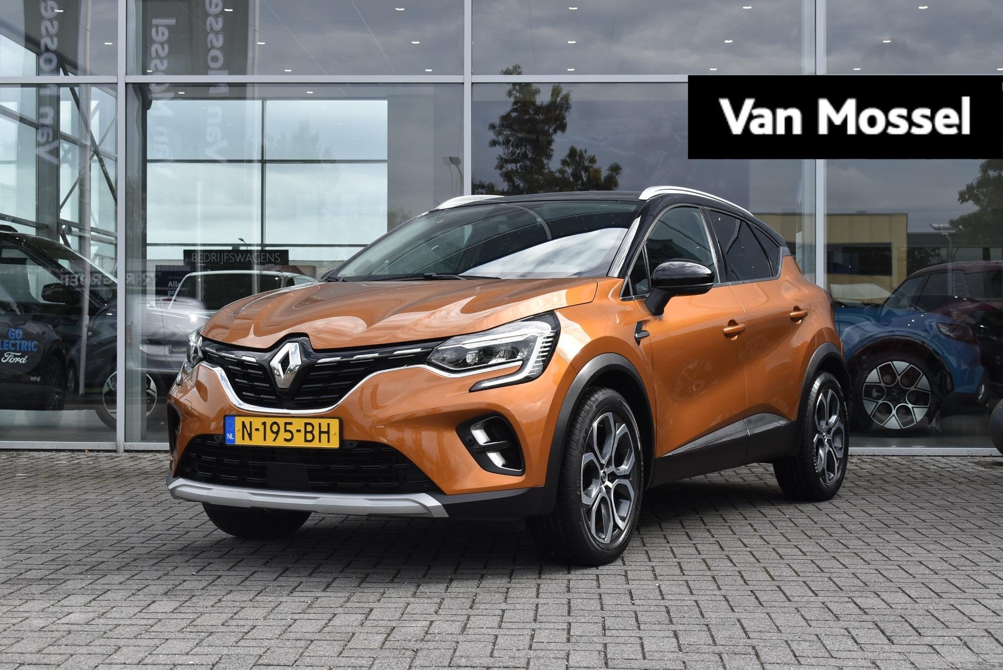 Renault Captur 1.3 TCe 140 Intens | Automaat | Climate Contr, Auto's, 12 maanden, Gebruikt, Leder en Stof, Bedrijf