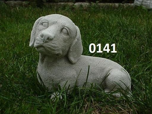 Tekkel. nr 0141, Ophalen, Nieuw, Beton, Dierenbeeld