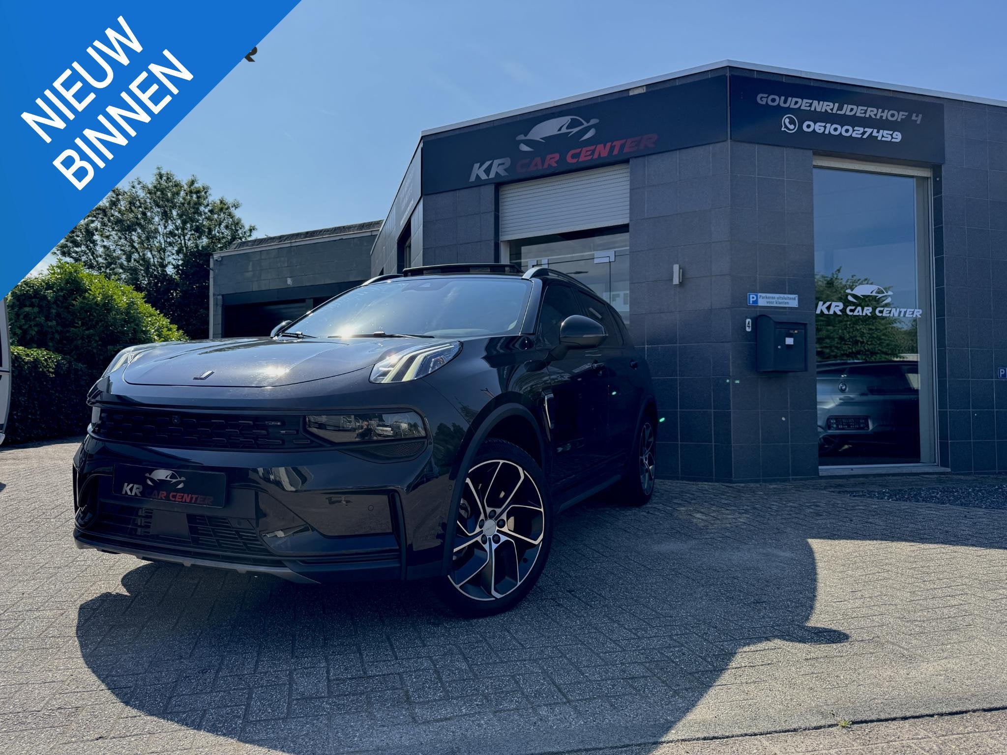 Lynk & Co 01 ZWARTE HEMEL-BTW-PANO-BLACK PACK, Auto's, Stof, Euro 6, Zwart, Plug-in hybride