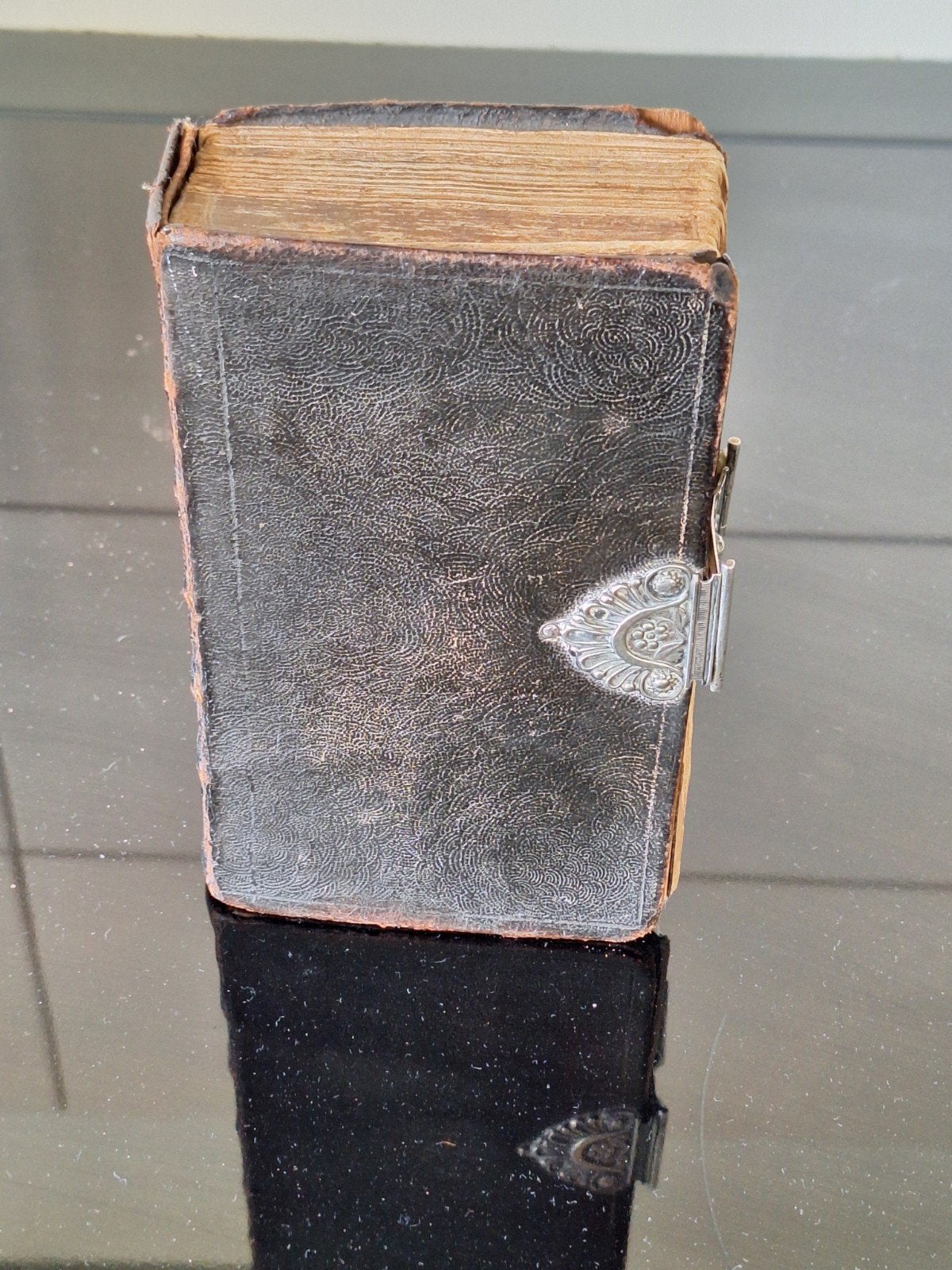 Antieke Bijbel uit 1860 met Zilveren Slot, Antiek en Kunst, Ophalen of Verzenden, De Nederlandse Bijbel-Compagnie