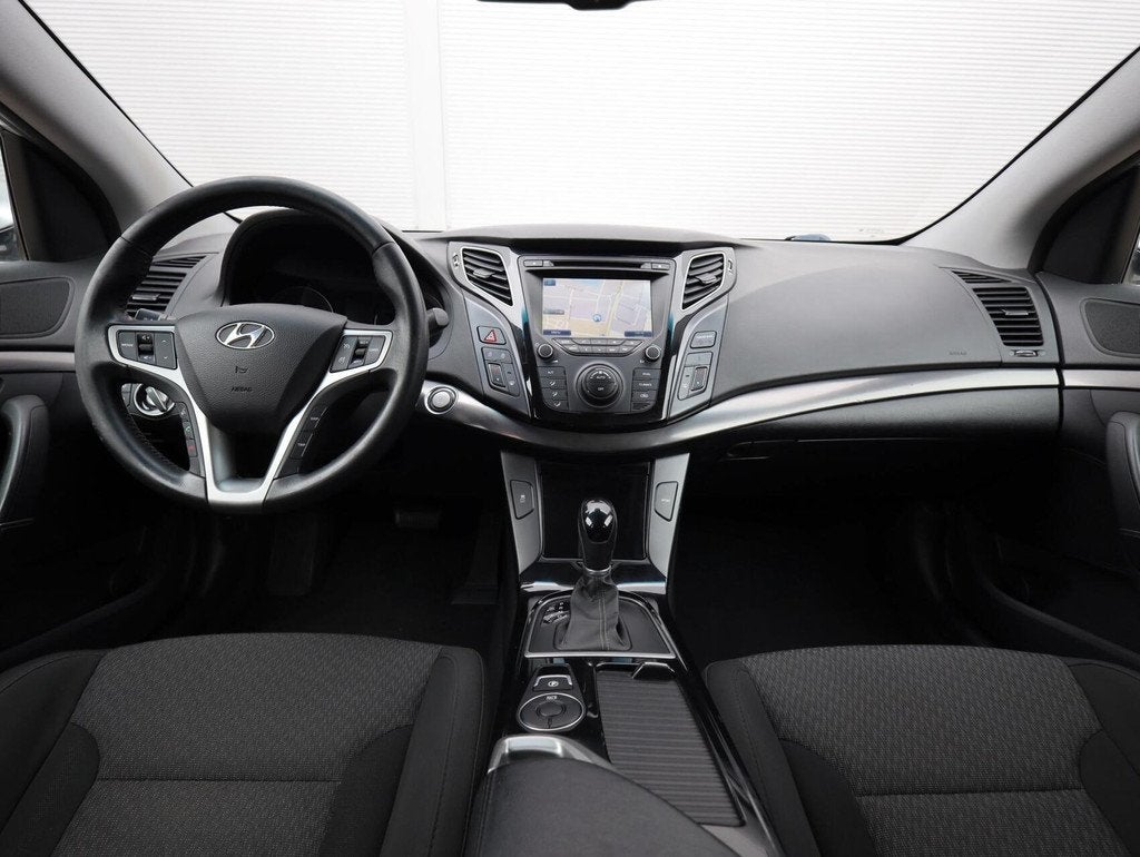 Hyundai i40 2.0 GDI i-Vision Automaat (Vol-Opties!) NL-auto, Auto's, Hyundai, Euro 5, Gebruikt, Huisgarantie, 4 cilinders