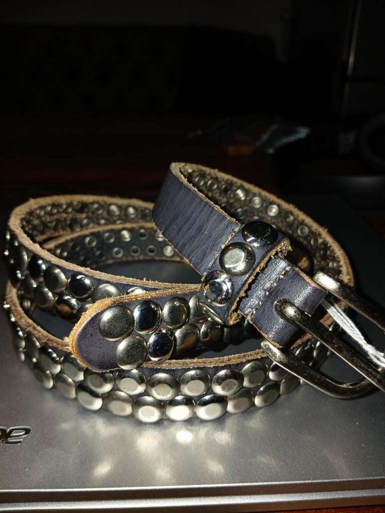 SAM BROWN leren riem met studs, Kleding | Dames, Riemen en Ceinturen, Minder dan 3 cm, 80 tot 90 cm, Bruin, Echt leder