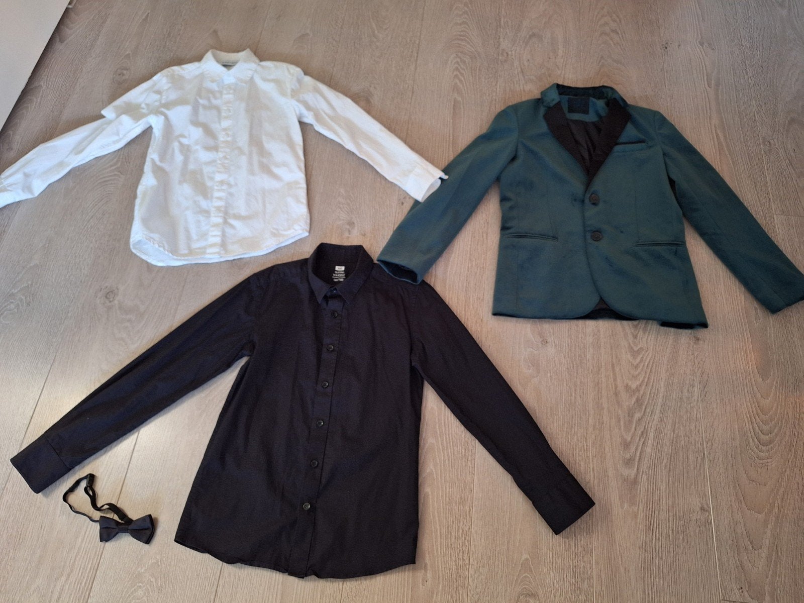 Feestkleding jongen (maat 146-152) - colbert met 2x blouse, Kinderen en Baby's, Kinderkleding | Maat 146, Ophalen of Verzenden