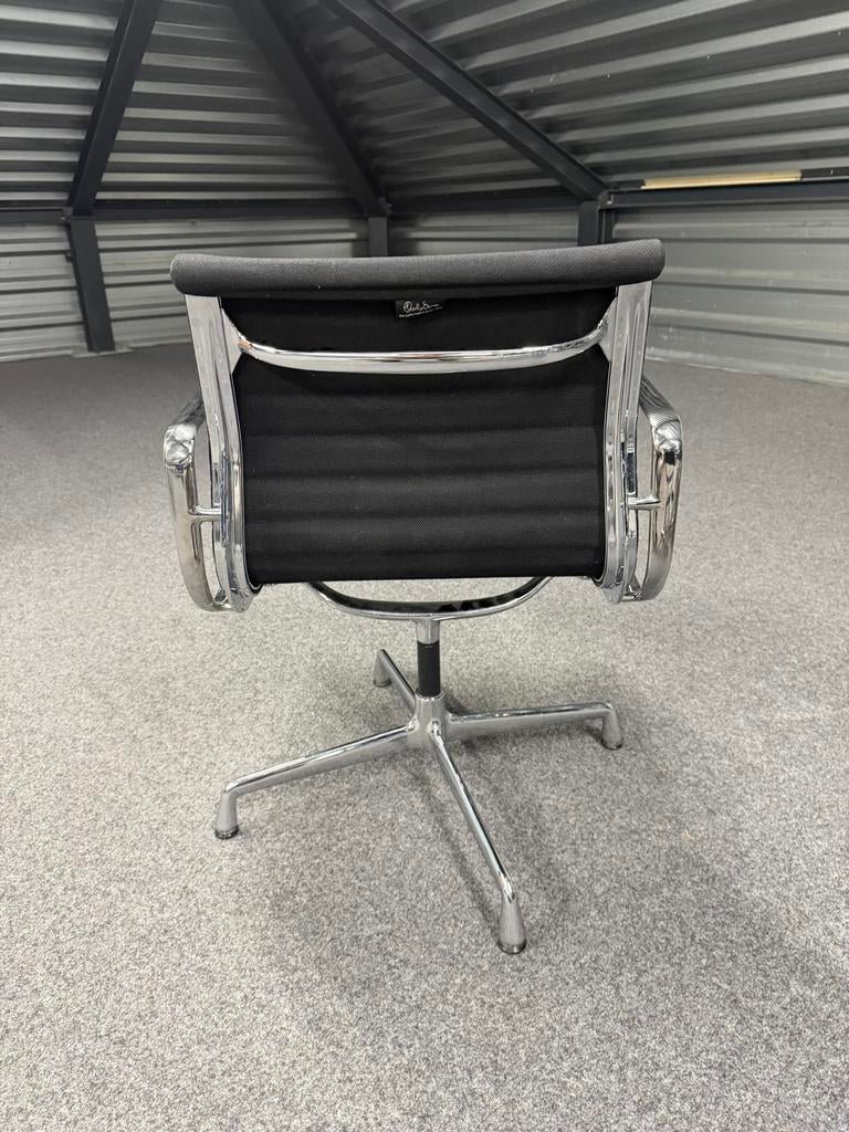 Charles Eames EA 108 bureaustoelen, Zwart, Ophalen of Verzenden, Zo goed als nieuw, Bureaustoel