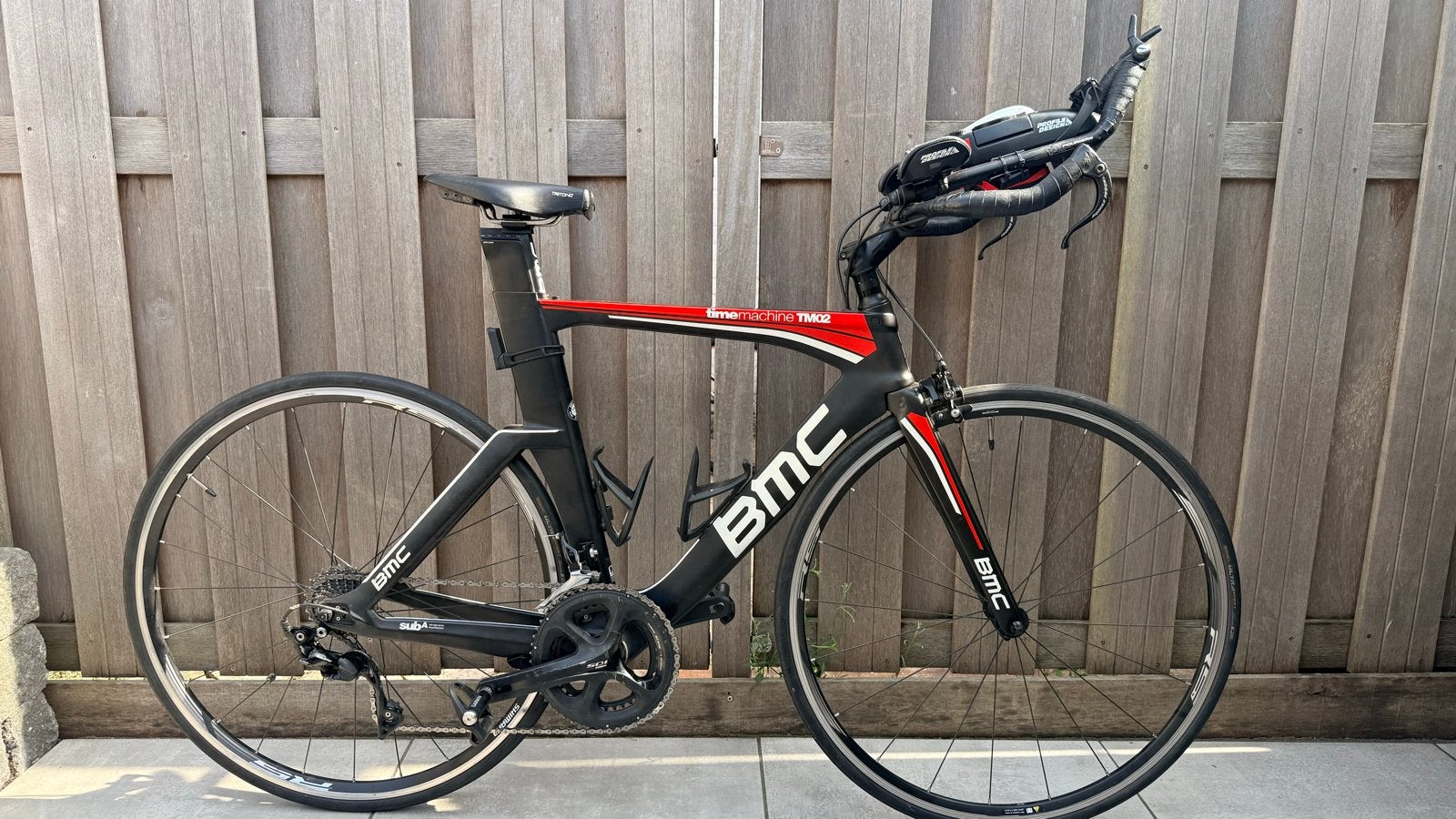 BMC Timemachine TM02 Triathlonfiets - Zo goed als nieuw, Fietsen en Brommers, 28 inch, Carbon, Zo goed als nieuw, Meer dan 20 versnellingen