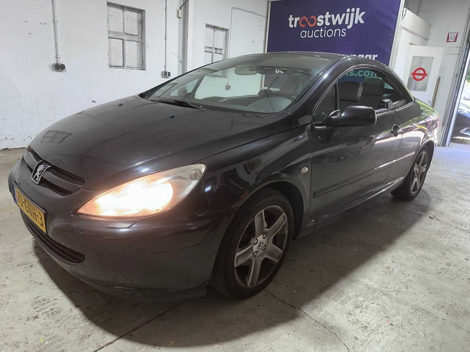 Peugeot - 307 CC - 2.0-16V SAMURAI ED.- 70-GNH-3- 2004, Auto's, Peugeot, Voorwielaandrijving, Gebruikt, 4 cilinders, Cabriolet