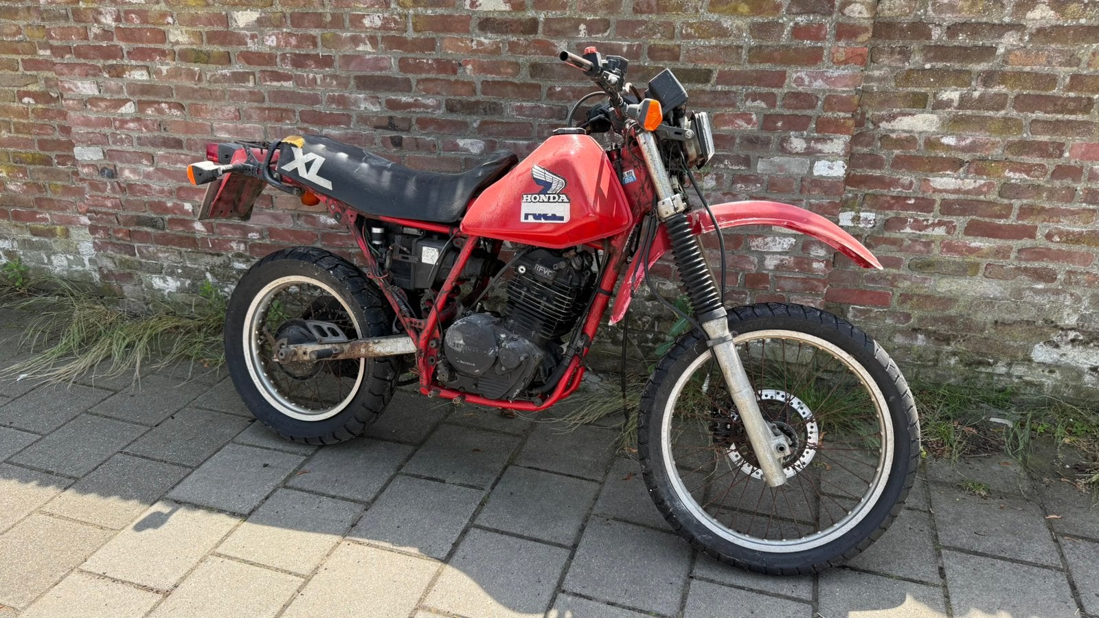 Honda XL600R opknapper of onderdelen, Ophalen
