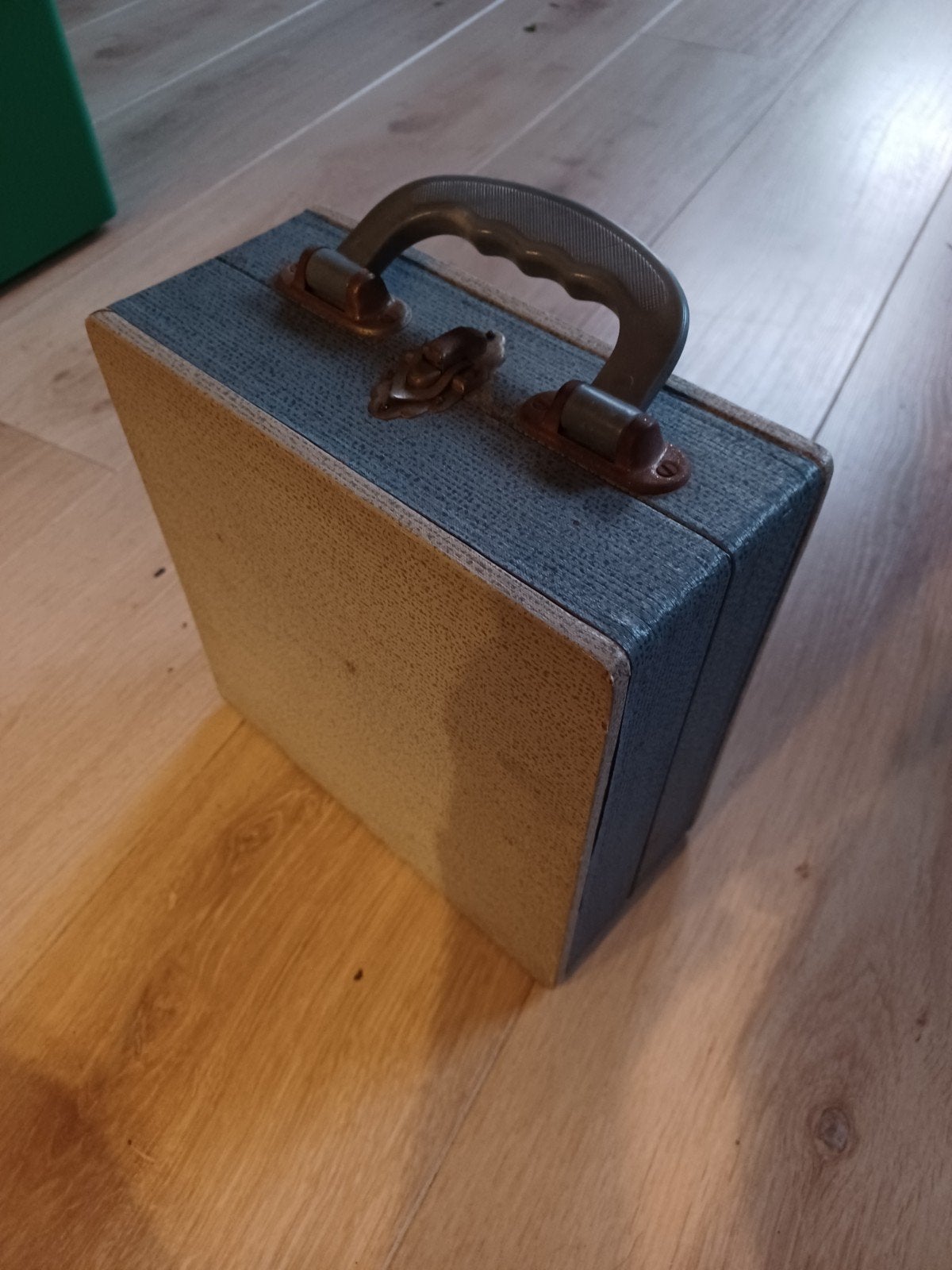 Stevig houten koffertje voor 45 toeren singles, Ophalen of Verzenden