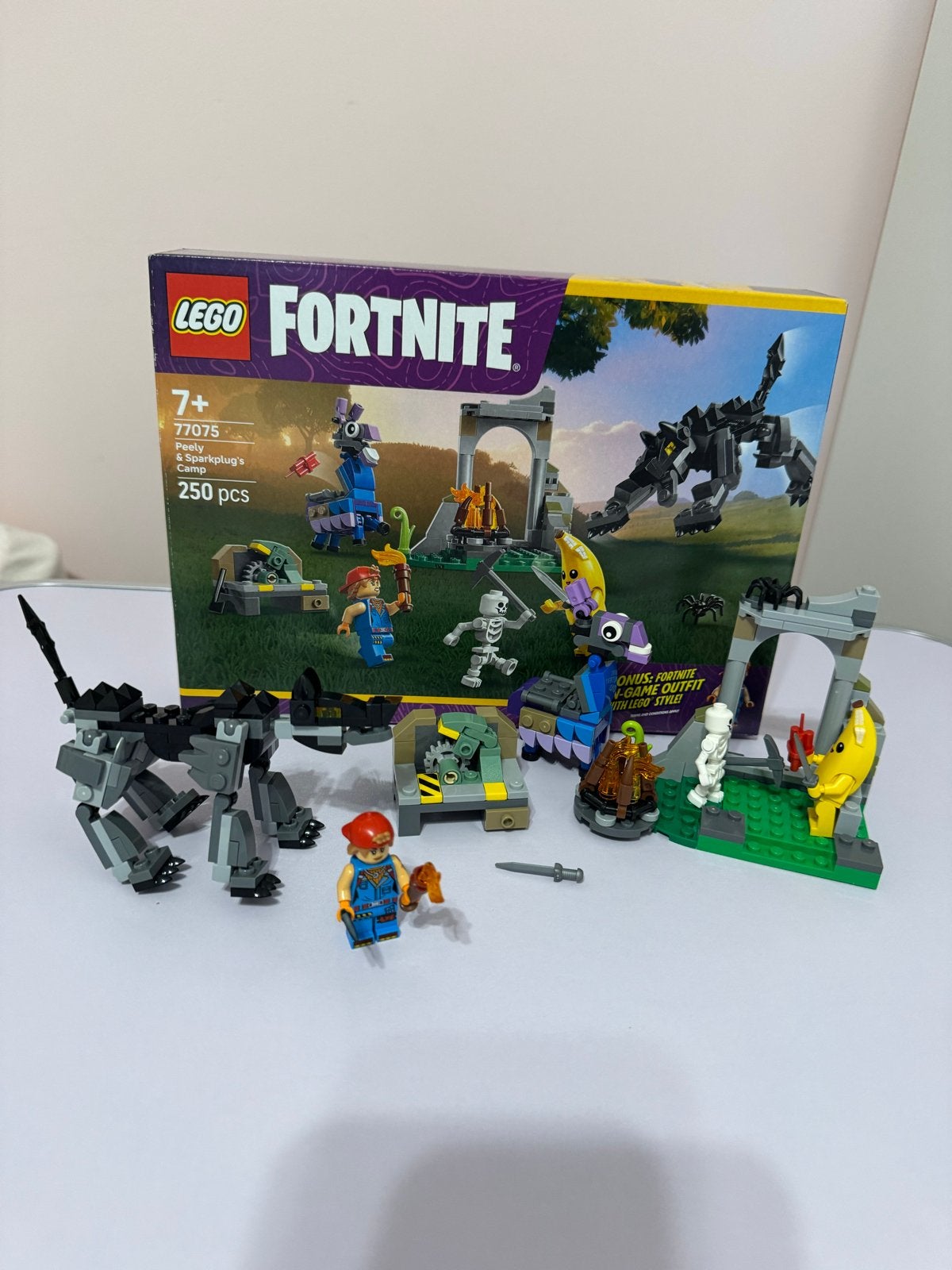 LEGO Fortnite 77075 Peely & Sparkplug's Camp - Nieuwstaat, Overige thema's, Lego, Ophalen of Verzenden, Zo goed als nieuw