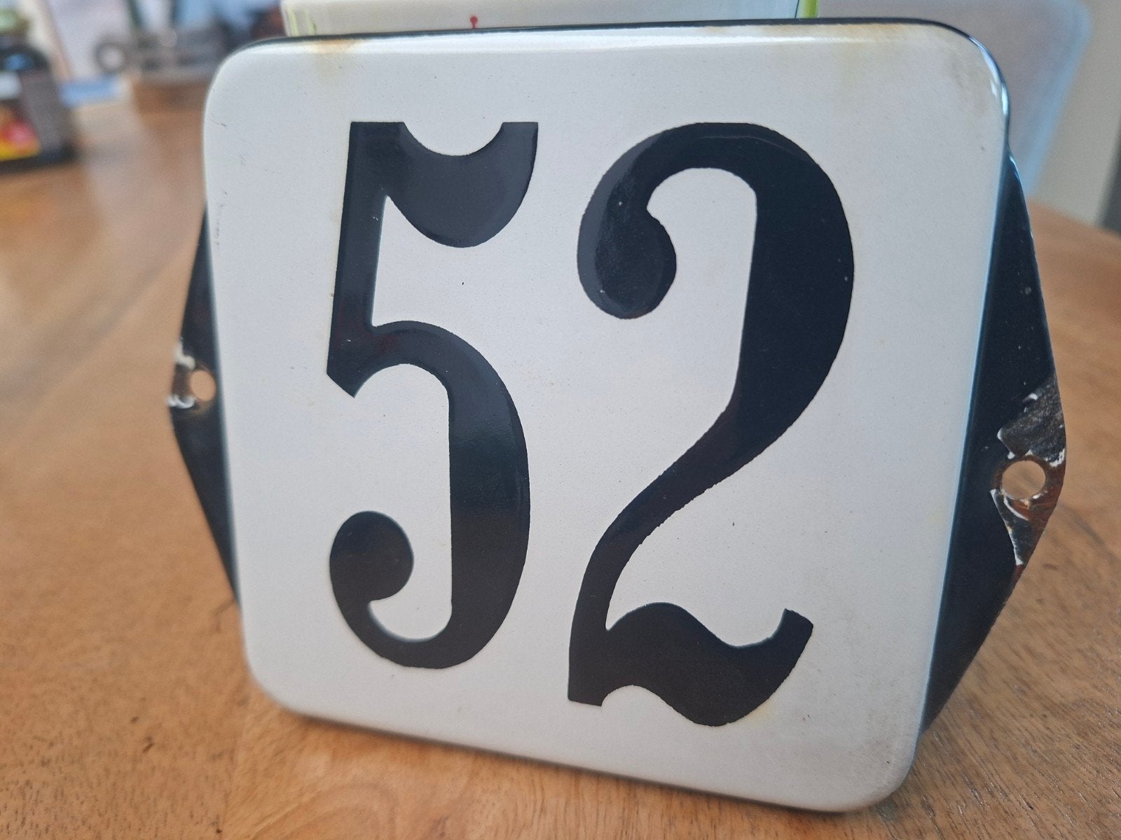 Nostalgisch geëmailleerd huisnummer 52, Ophalen of Verzenden